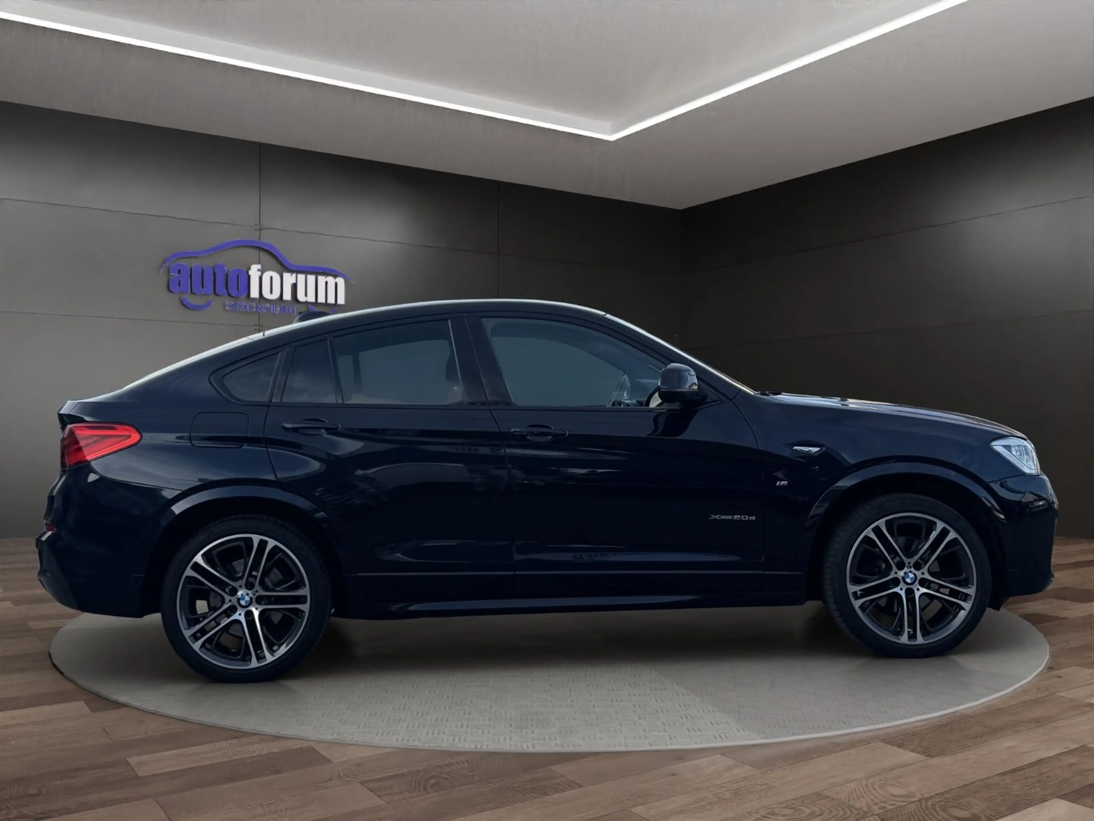 BMW X4 xDrive 20 d M Sport AHK°STANDHZNG°HUD°KAMERA — photo 8