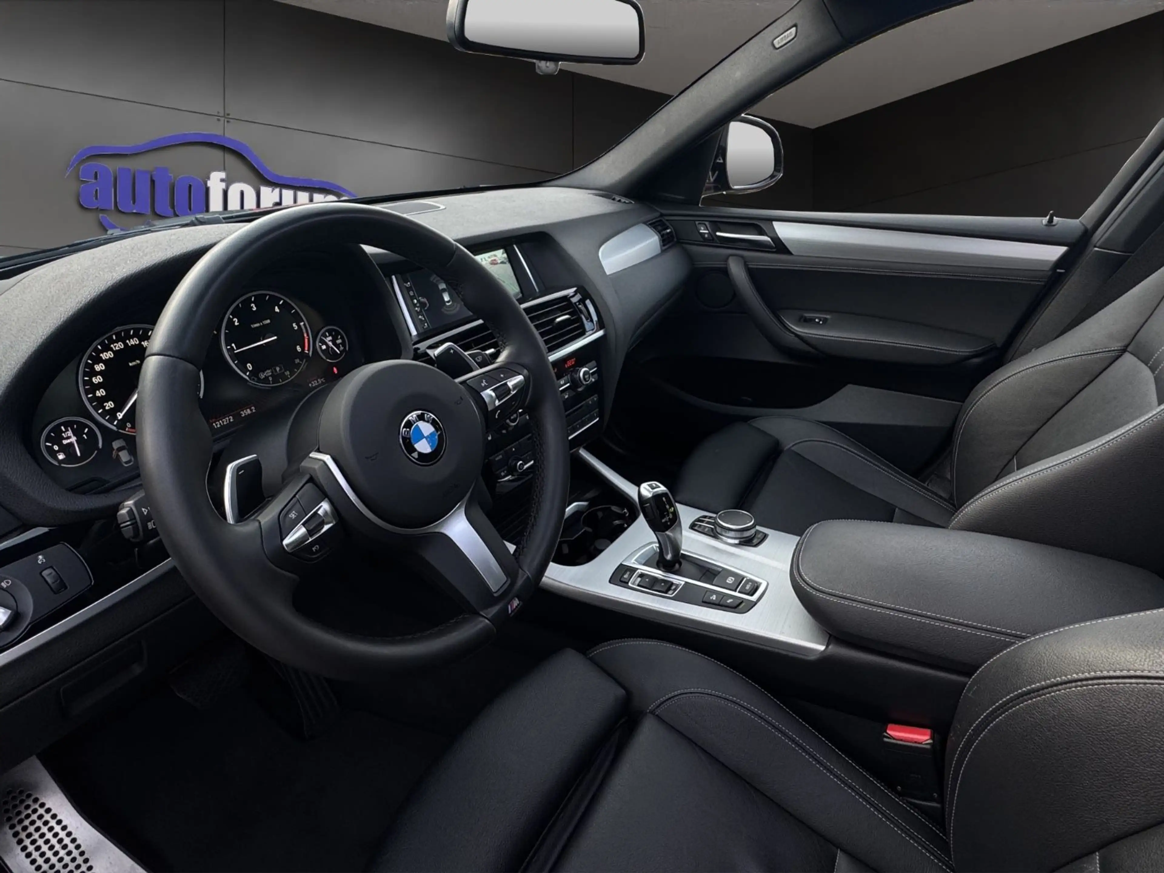BMW X4 xDrive 20 d M Sport AHK°STANDHZNG°HUD°KAMERA — photo 11