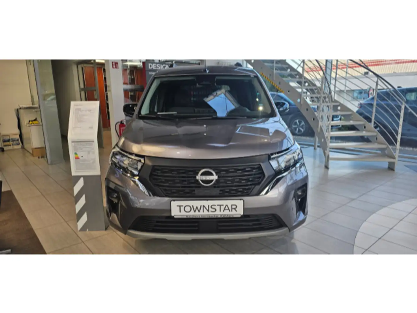 Nissan Townstar DIG-T 130 L1 Tekna Grau - 2