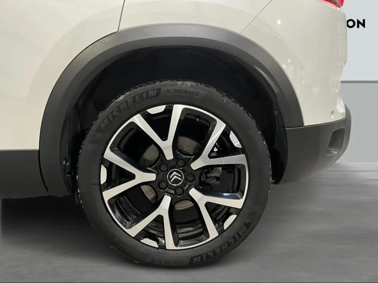 Citroen C5 Aircross Shine PHEV 9