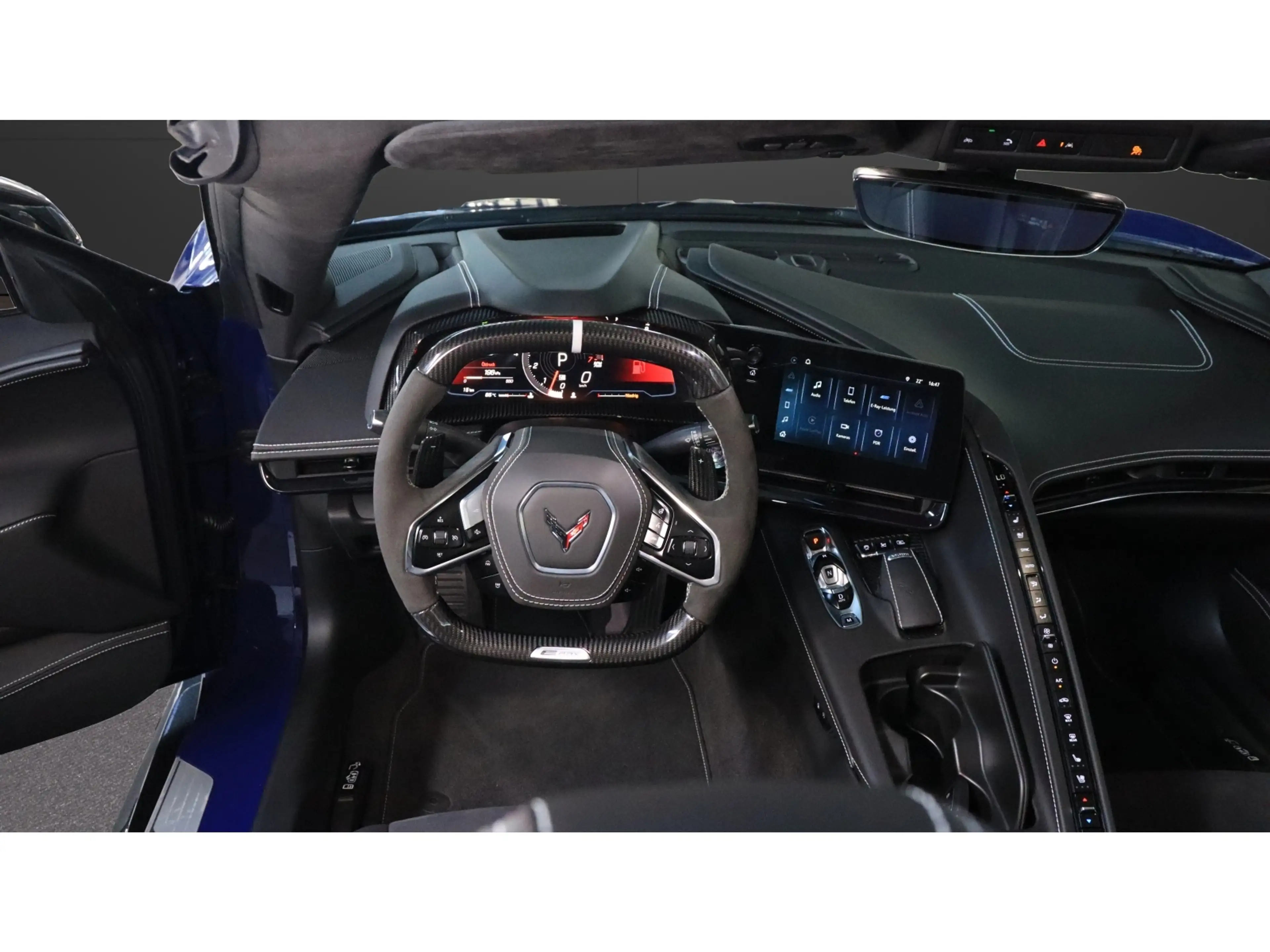 Corvette C8 E-Ray Covertible 3LZ — photo 11