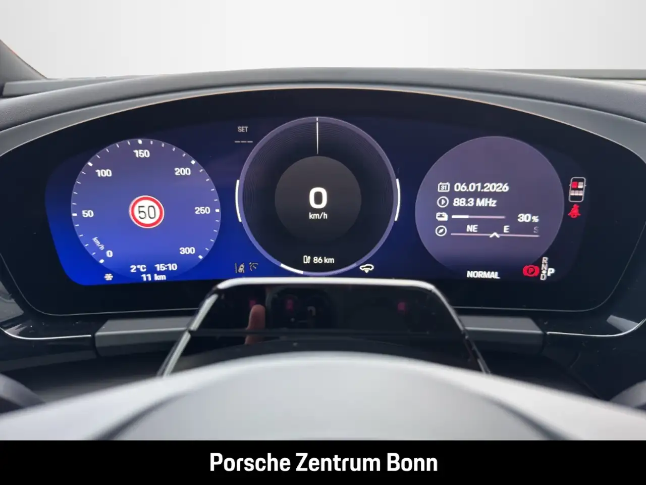 Porsche Macan 4 LED-Matrix Abstandstempomat Luftfederung 11