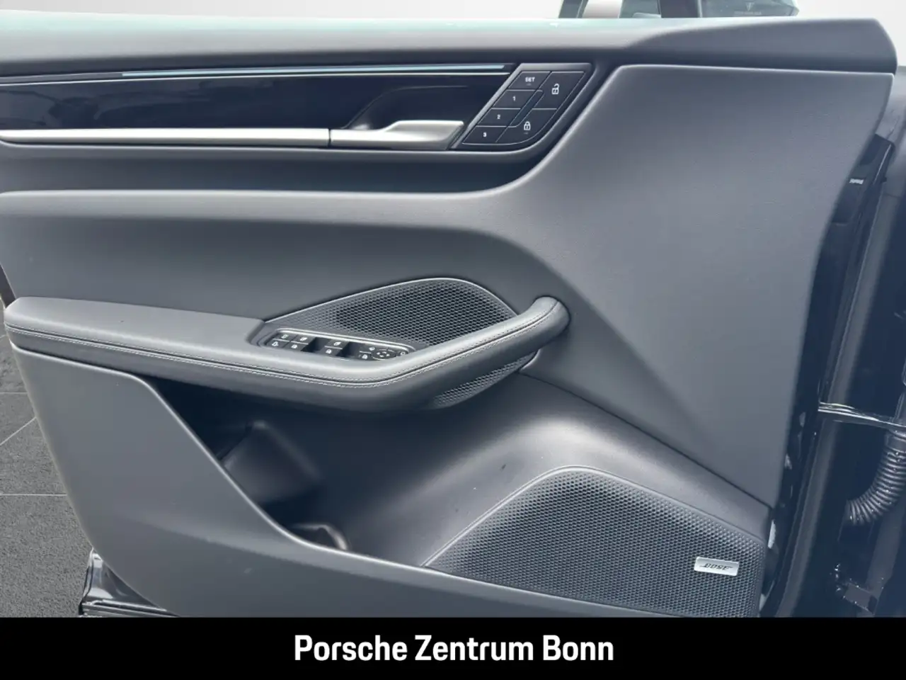 Porsche Macan 4 LED-Matrix Abstandstempomat Luftfederung 12