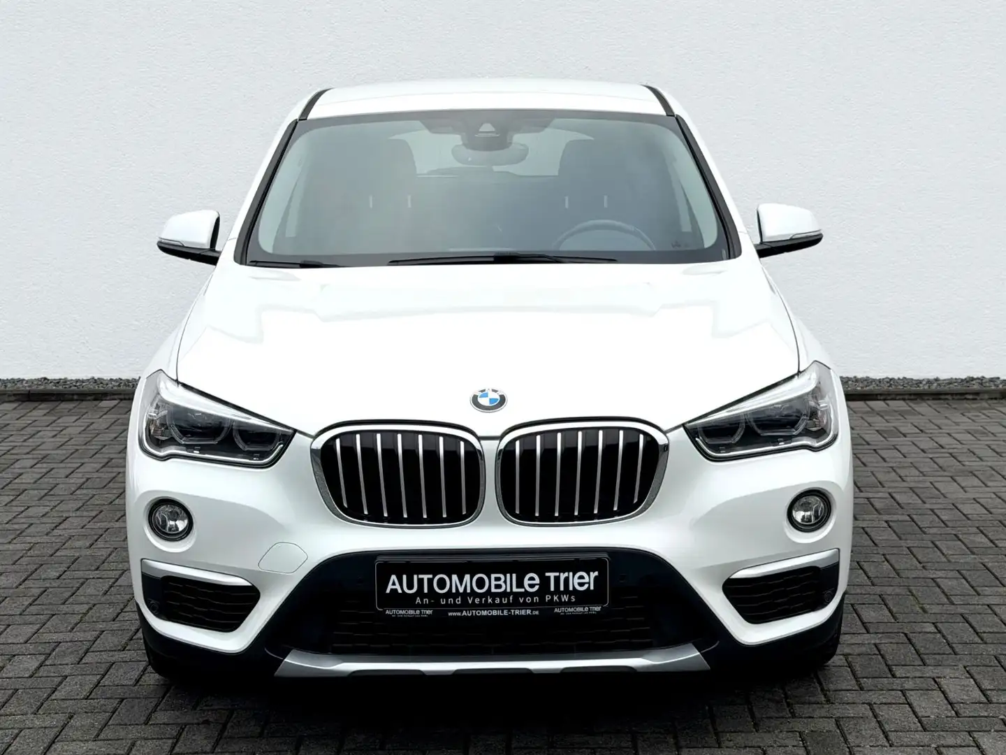 BMW X1 xDrive 18 d xLine /NAVI/LED/TEMP/GARANTIE/ Blanc - 2