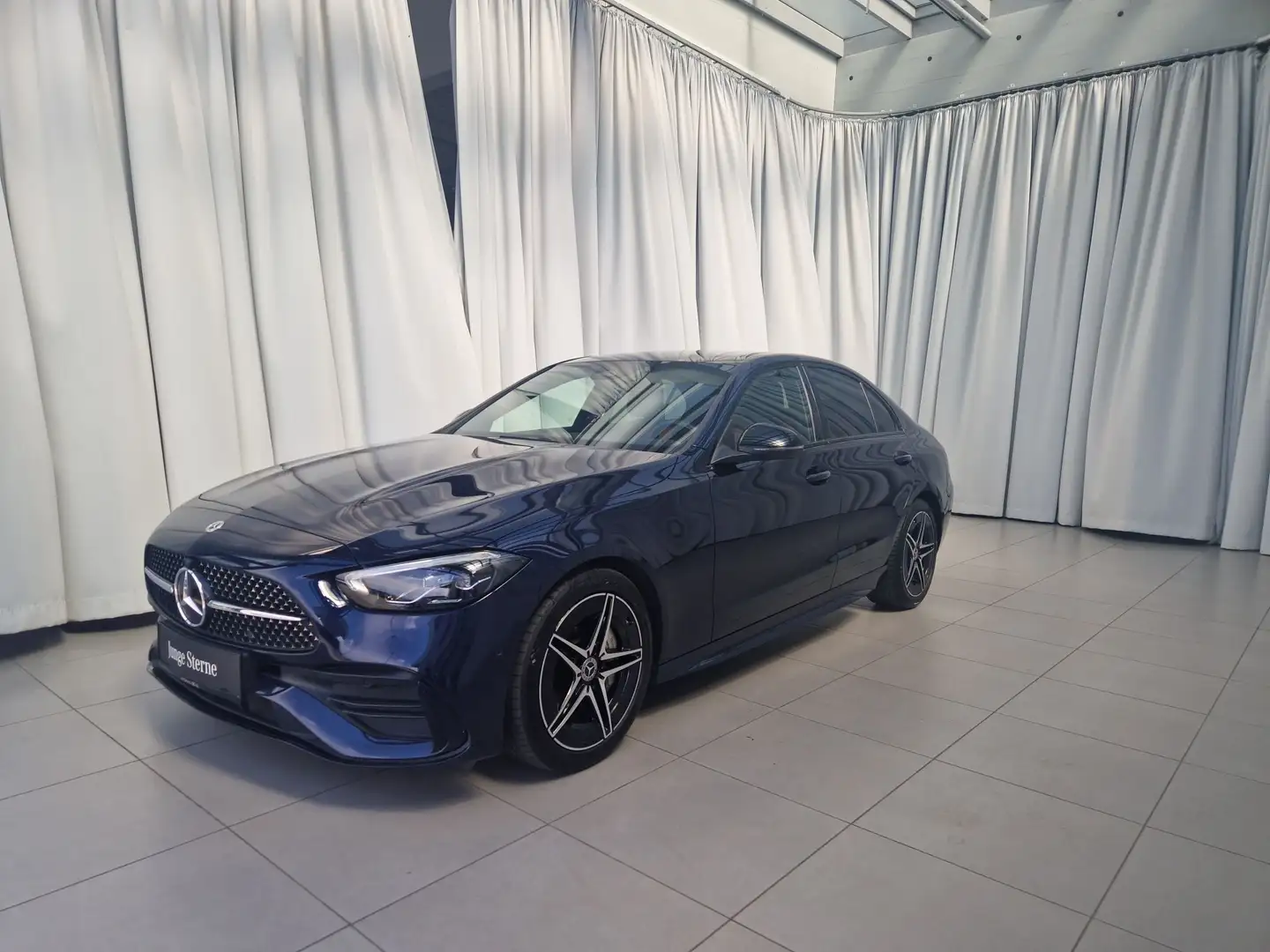 Mercedes-Benz C 200 d AMG-Line AHV SpurW SportS. Standh. Bleu - 2
