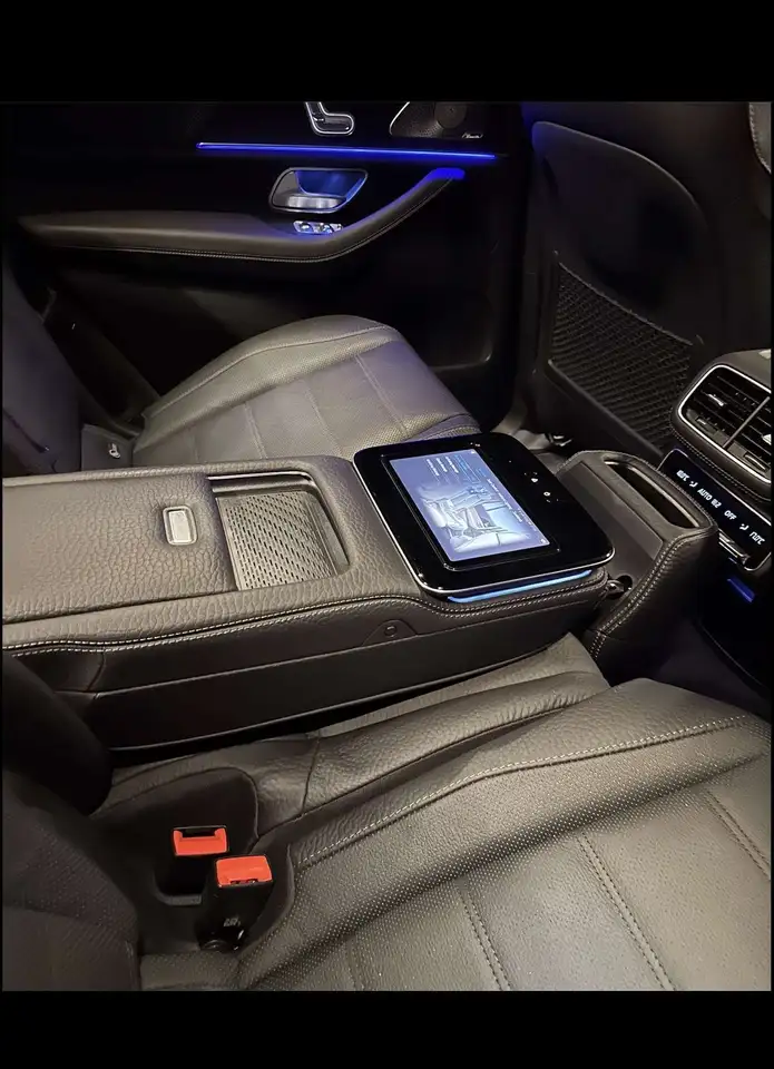 Mercedes-Benz GLS снимка Mercedes-Benz GLS