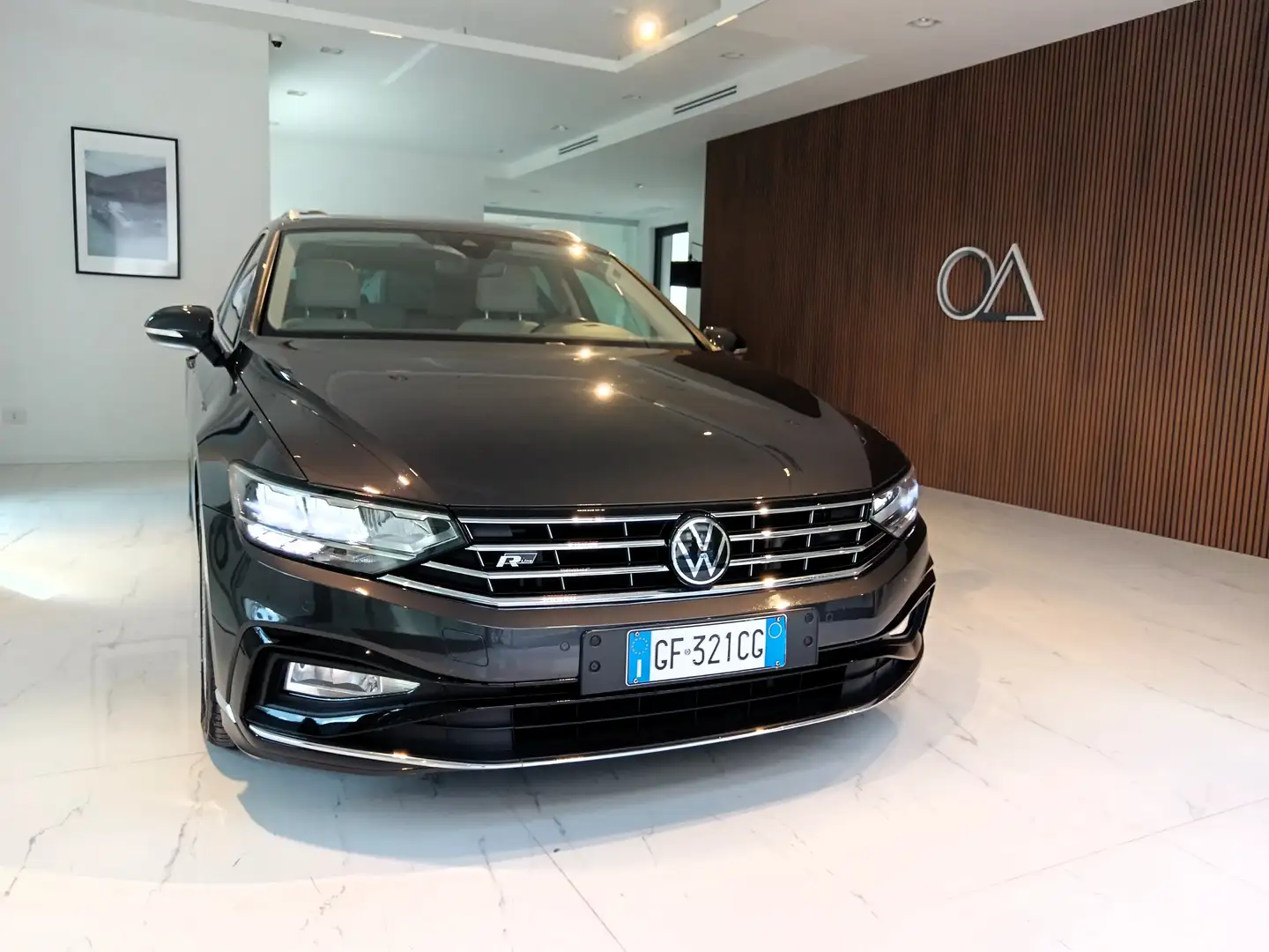 Volkswagen Passat Variant 2.0 tdi Executive 150cv Dsg / Tetto/ Pelle / Gris - 1