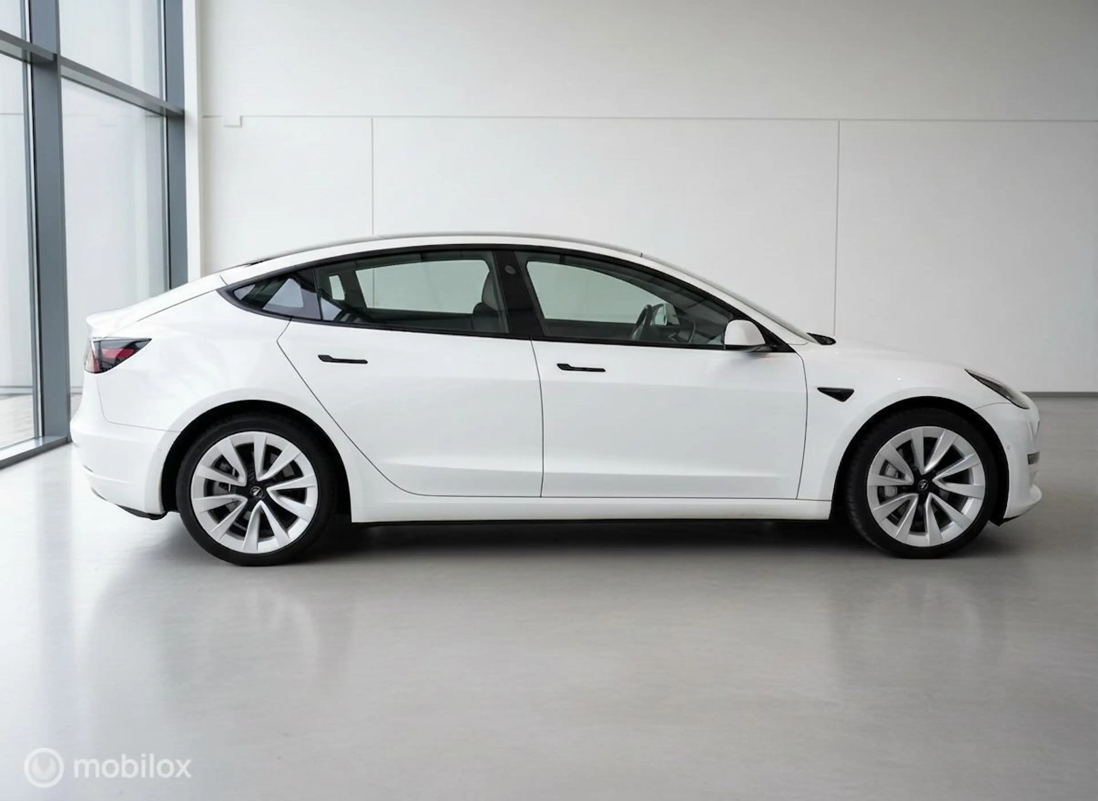 Tesla Model 3 Long Range AWD 75 kWh | SOH 91% MOBA | Facelift | — photo 10
