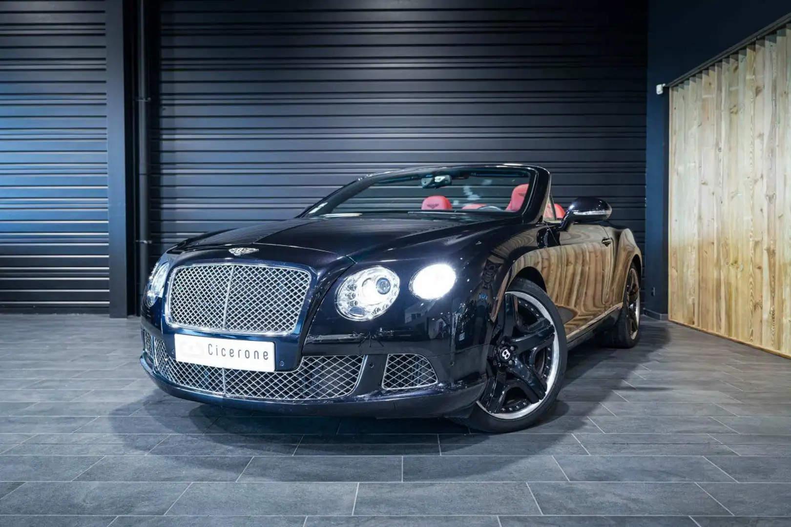 Bentley Continental GTC « MULLINER » Чёрный - 2