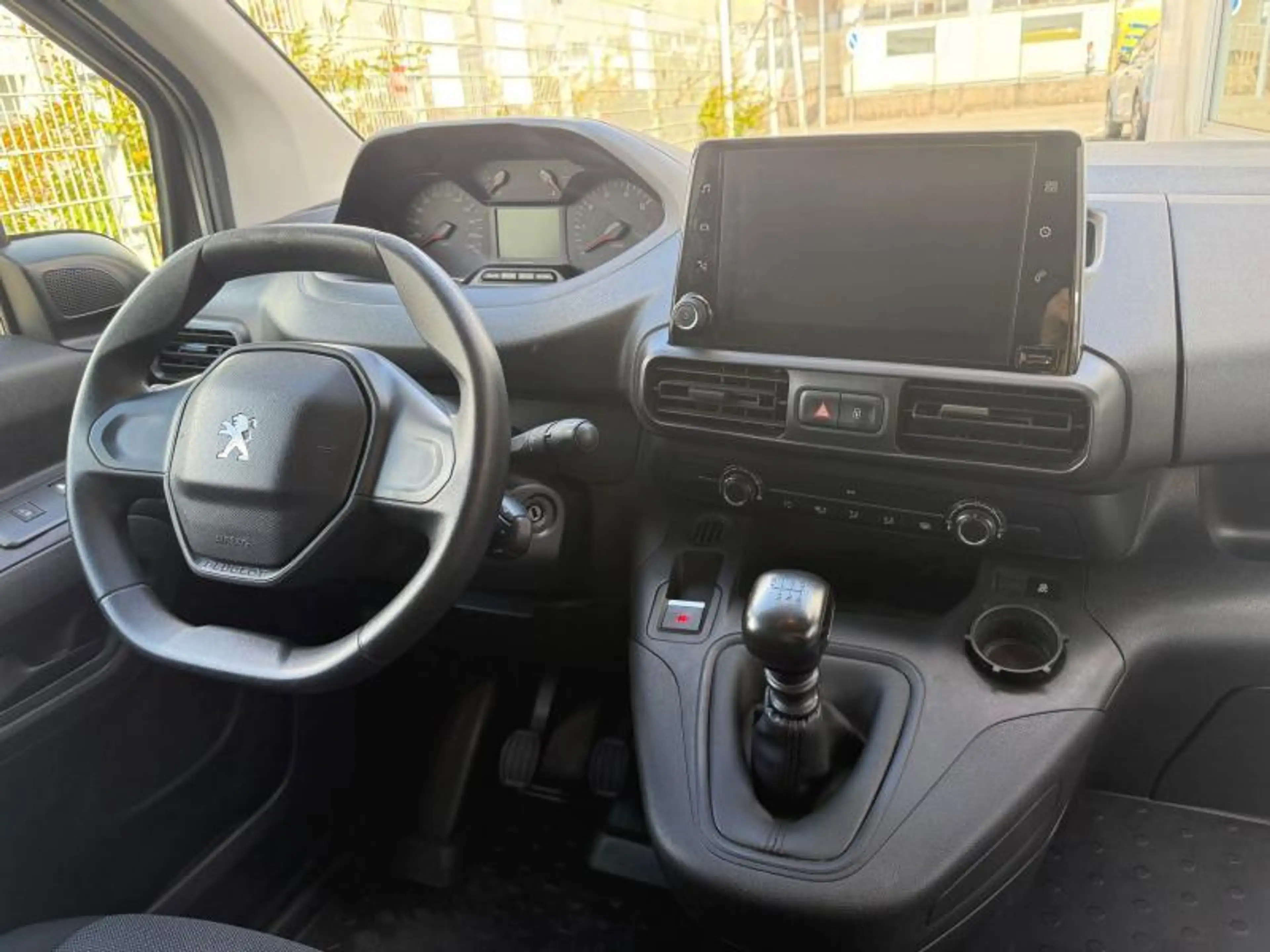Peugeot Partner Light Standard Premium — photo 6