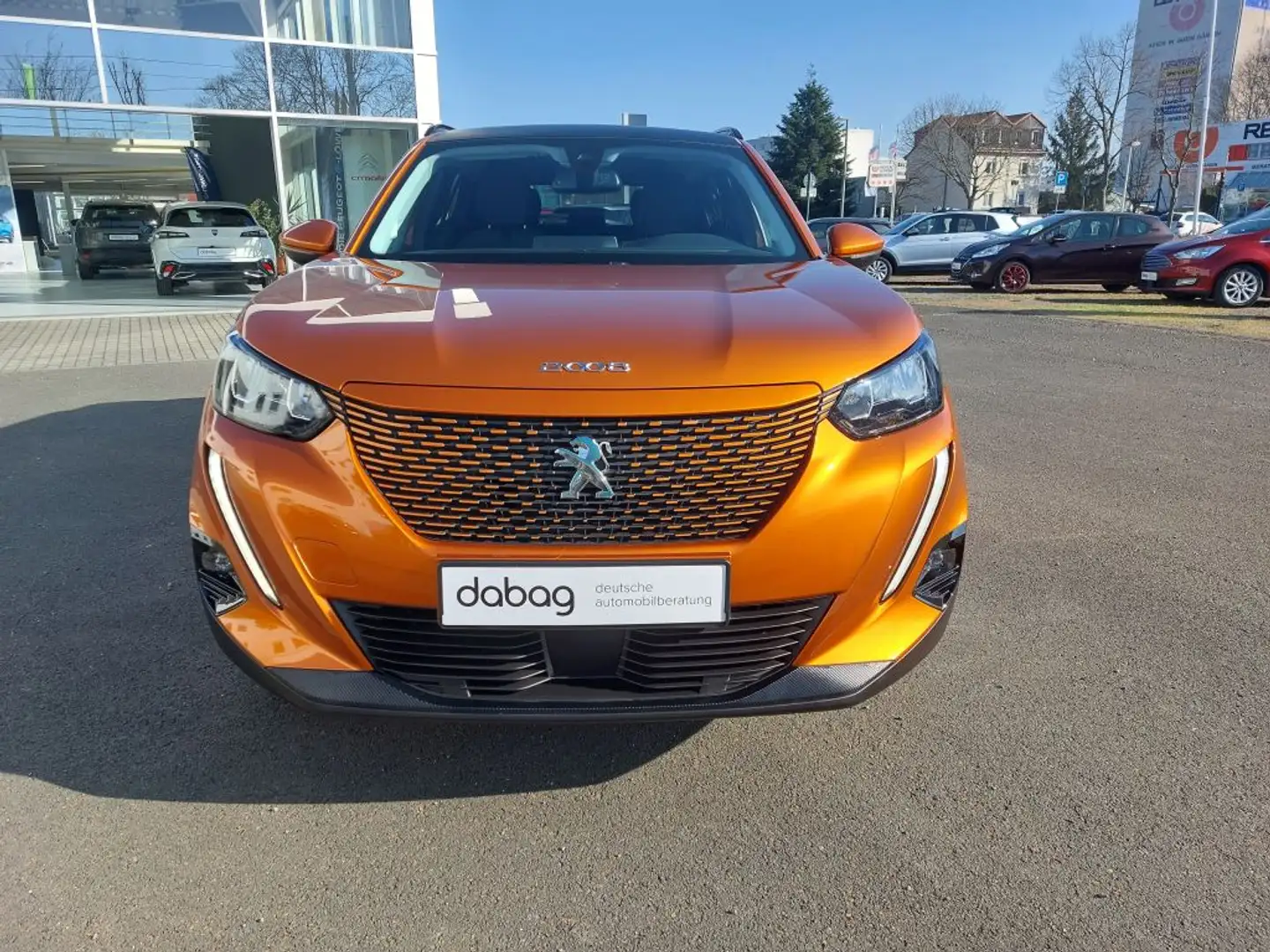 Peugeot 2008 Elektro Allure Pack Oranje - 2