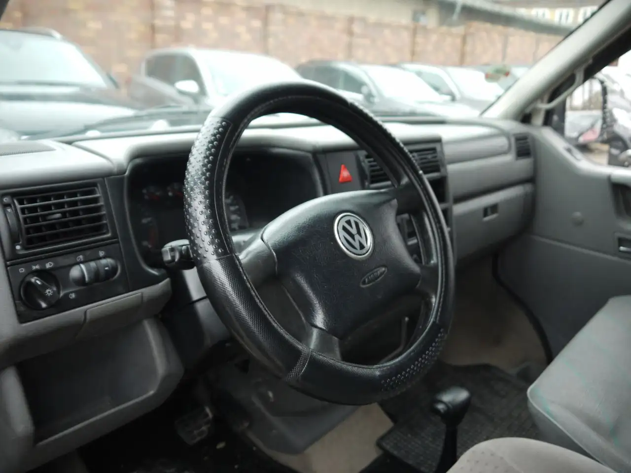 Volkswagen T4 Caravelle 2.5 TDI 75kW Automatik, foto 10