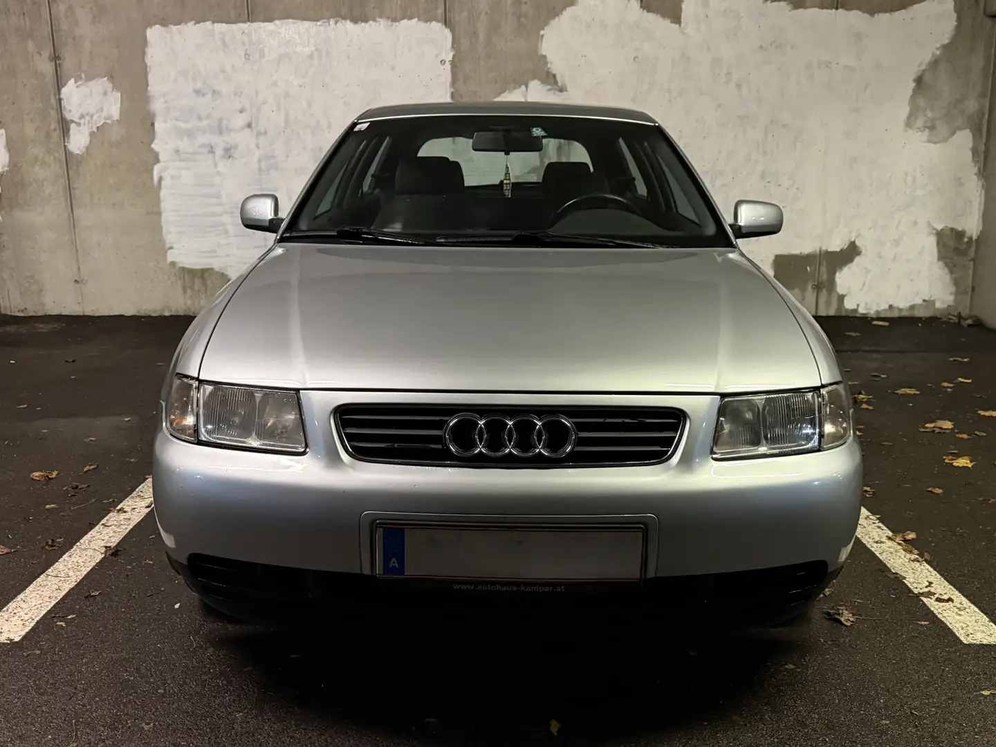 Audi A3 Audi A3 1.8 / 125 PS / gepflegt / Pickerl 12.2025 Silber - 2