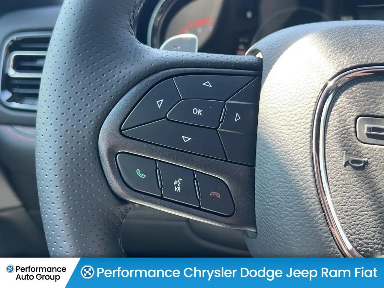 Dodge Durango снимка Dodge Durango