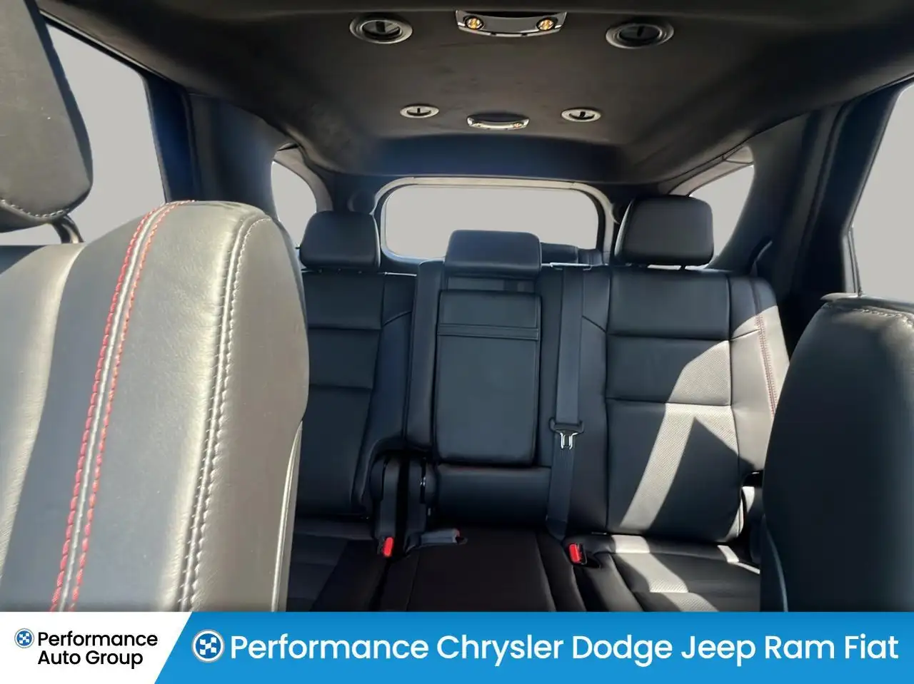 Dodge Durango снимка Dodge Durango