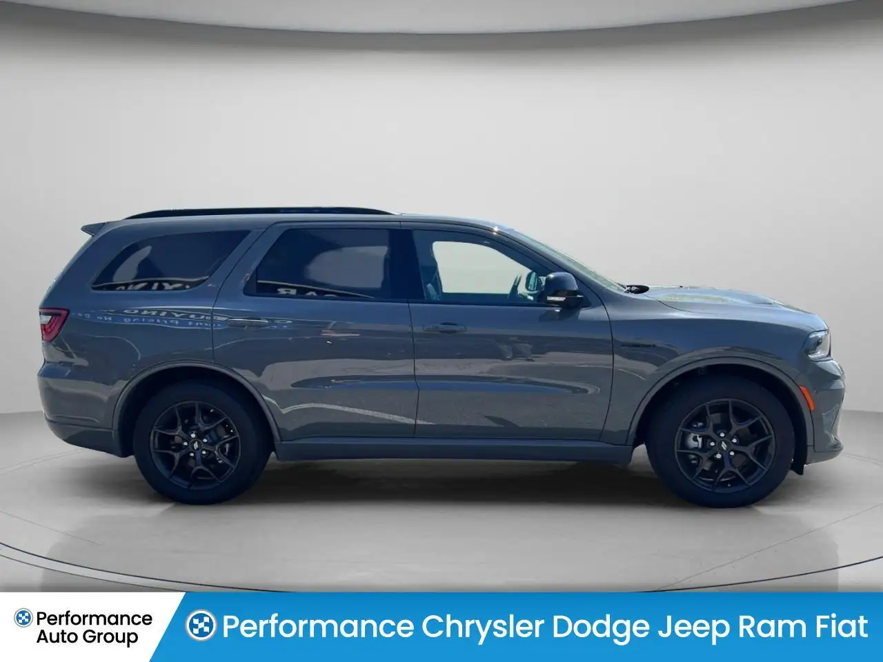 Dodge Durango снимка Dodge Durango