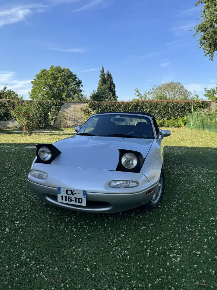 Mazda MX-5 MX5 Cabriolet 1.6i, foto 1
