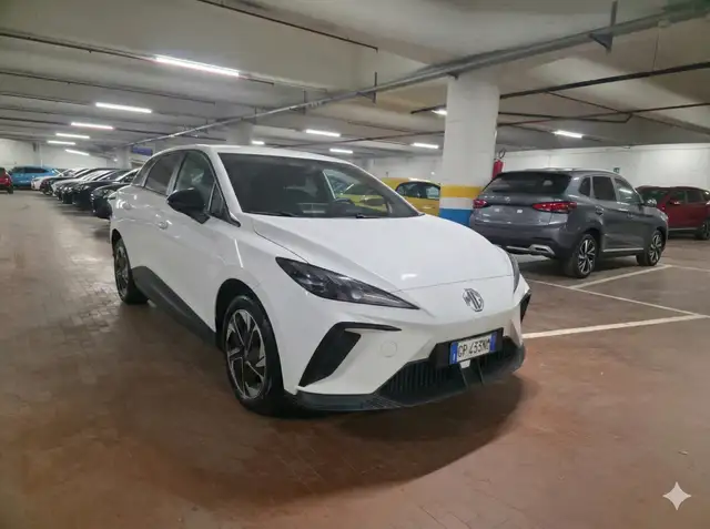 MG MG4 4 64kwh Comfort