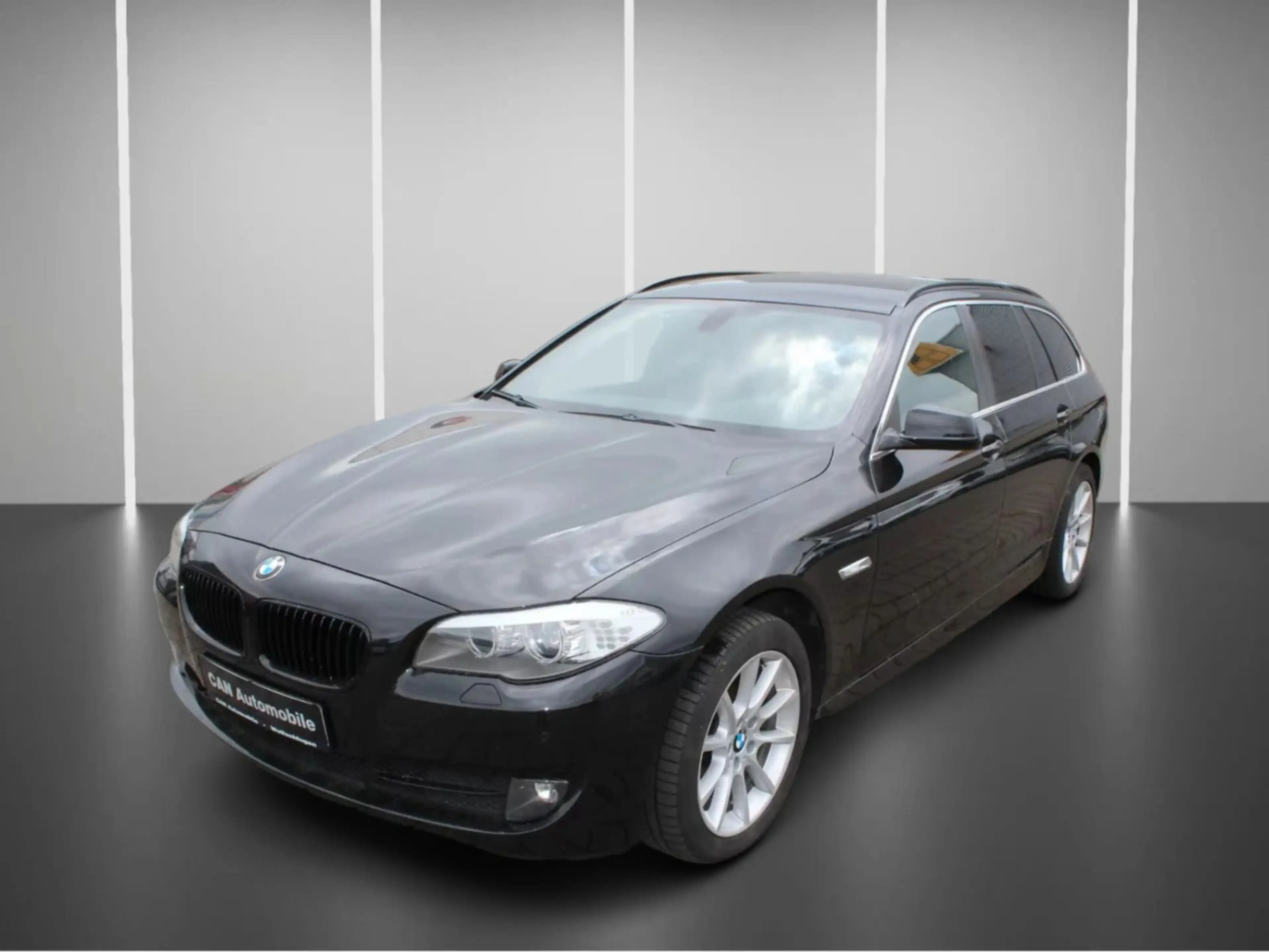 BMW 535 d Touring xDrive Navi prof. Autom.Xeno AHK — photo 2