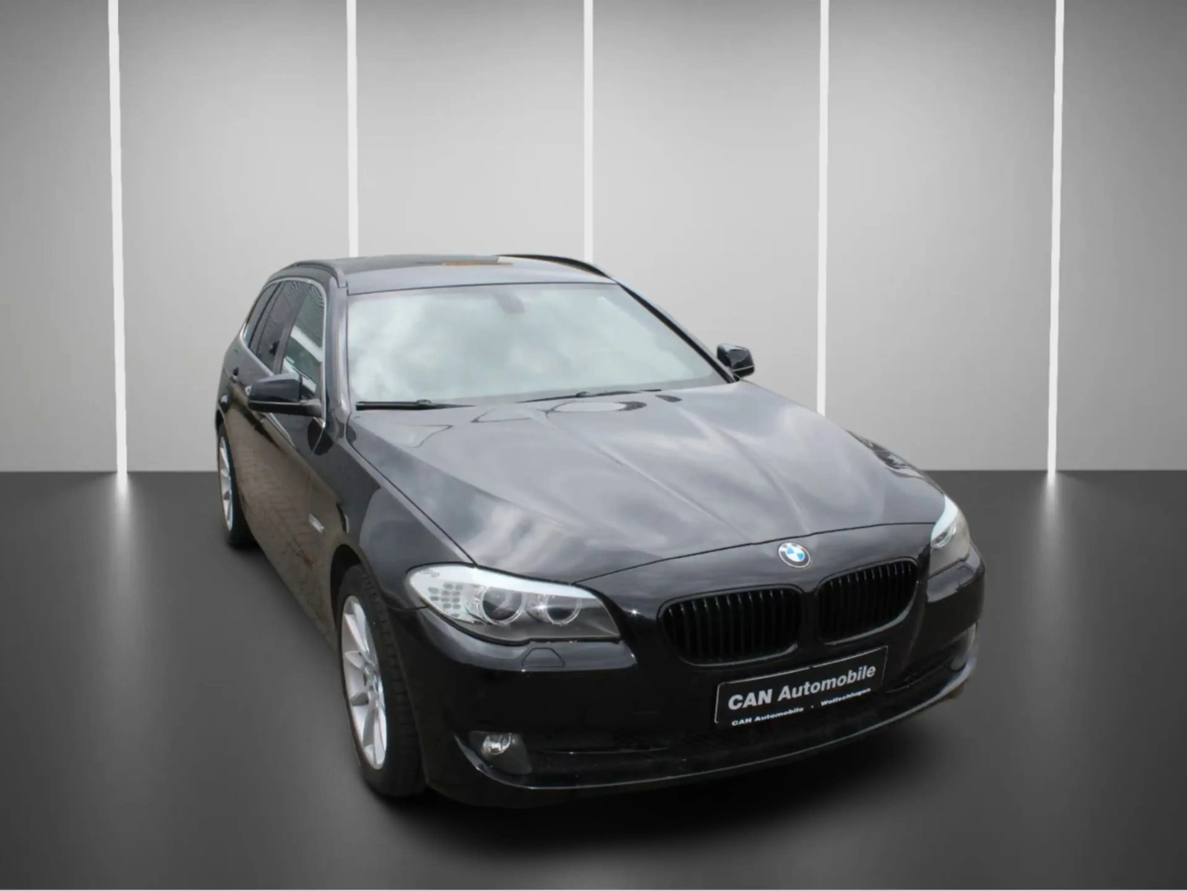 BMW 535 d Touring xDrive Navi prof. Autom.Xeno AHK