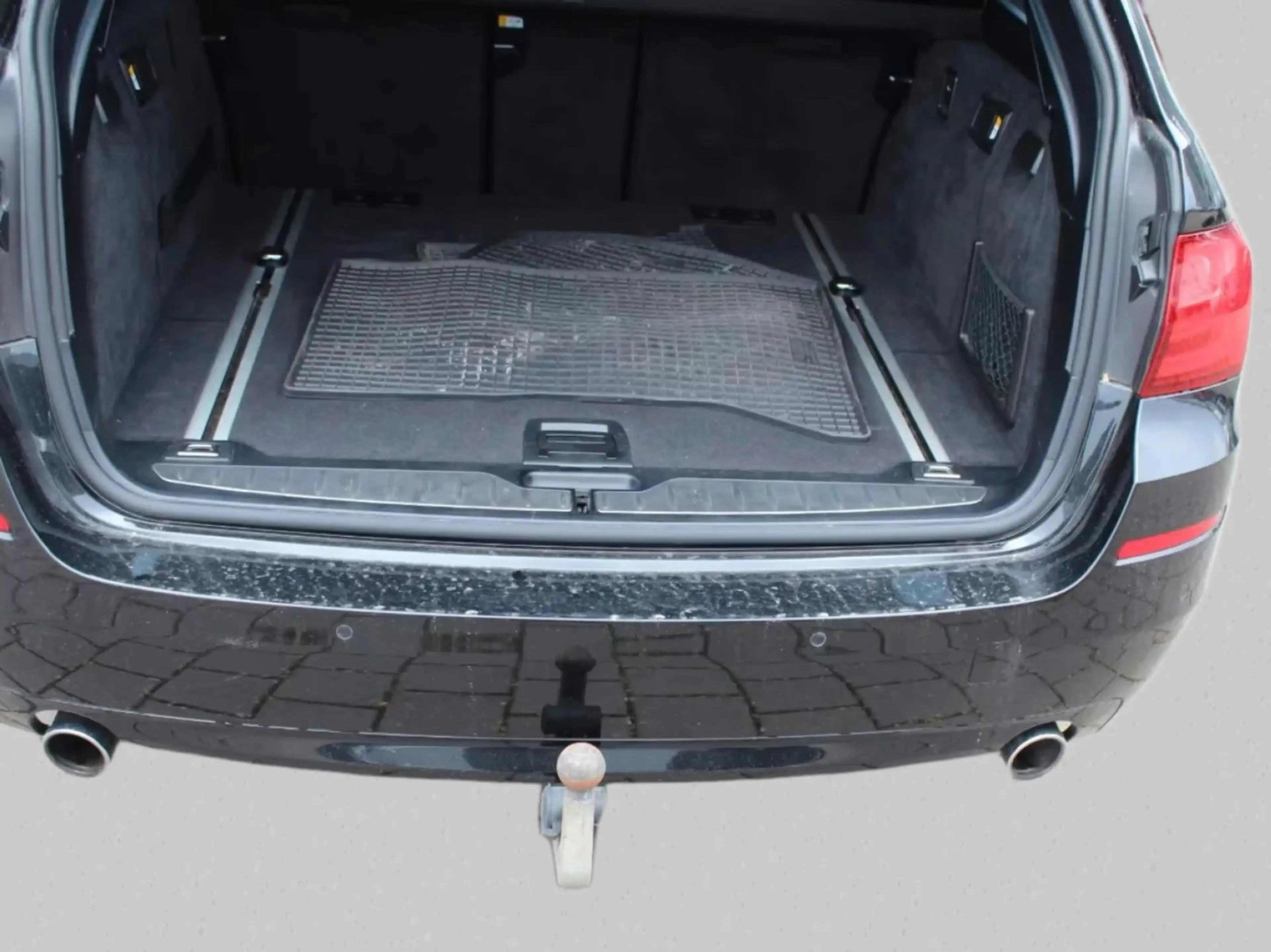BMW 535 d Touring xDrive Navi prof. Autom.Xeno AHK — photo 4