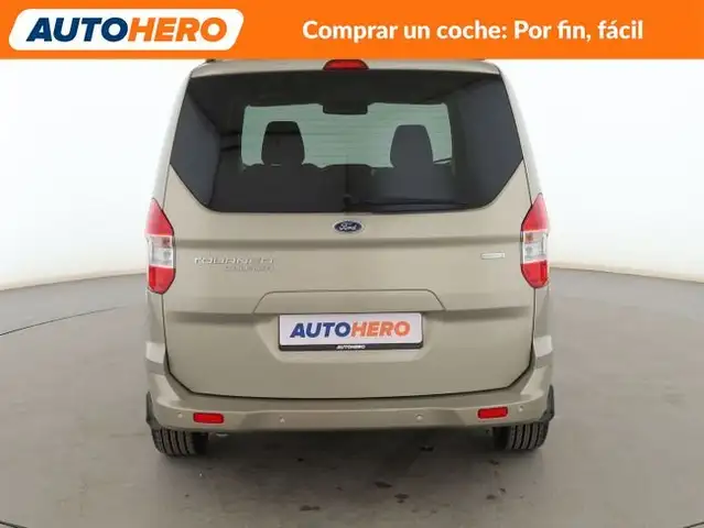 Ford Tourneo Courier view 5