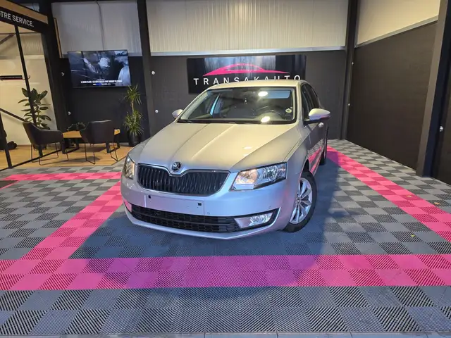 Skoda Octavia 1.6 CR TDi - Garantie 12 mois - Full entretien