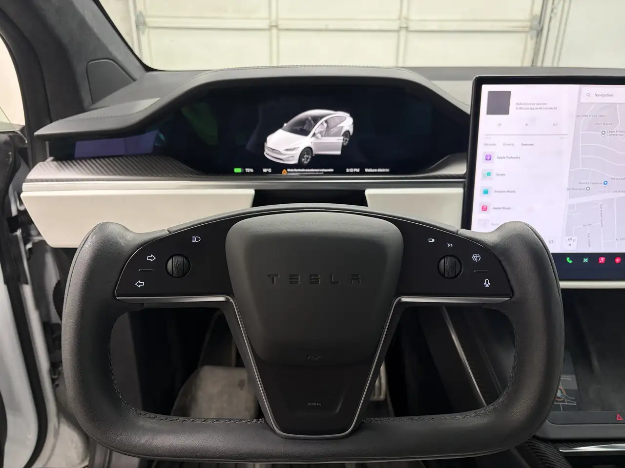 Tesla Model X снимка Tesla Model X