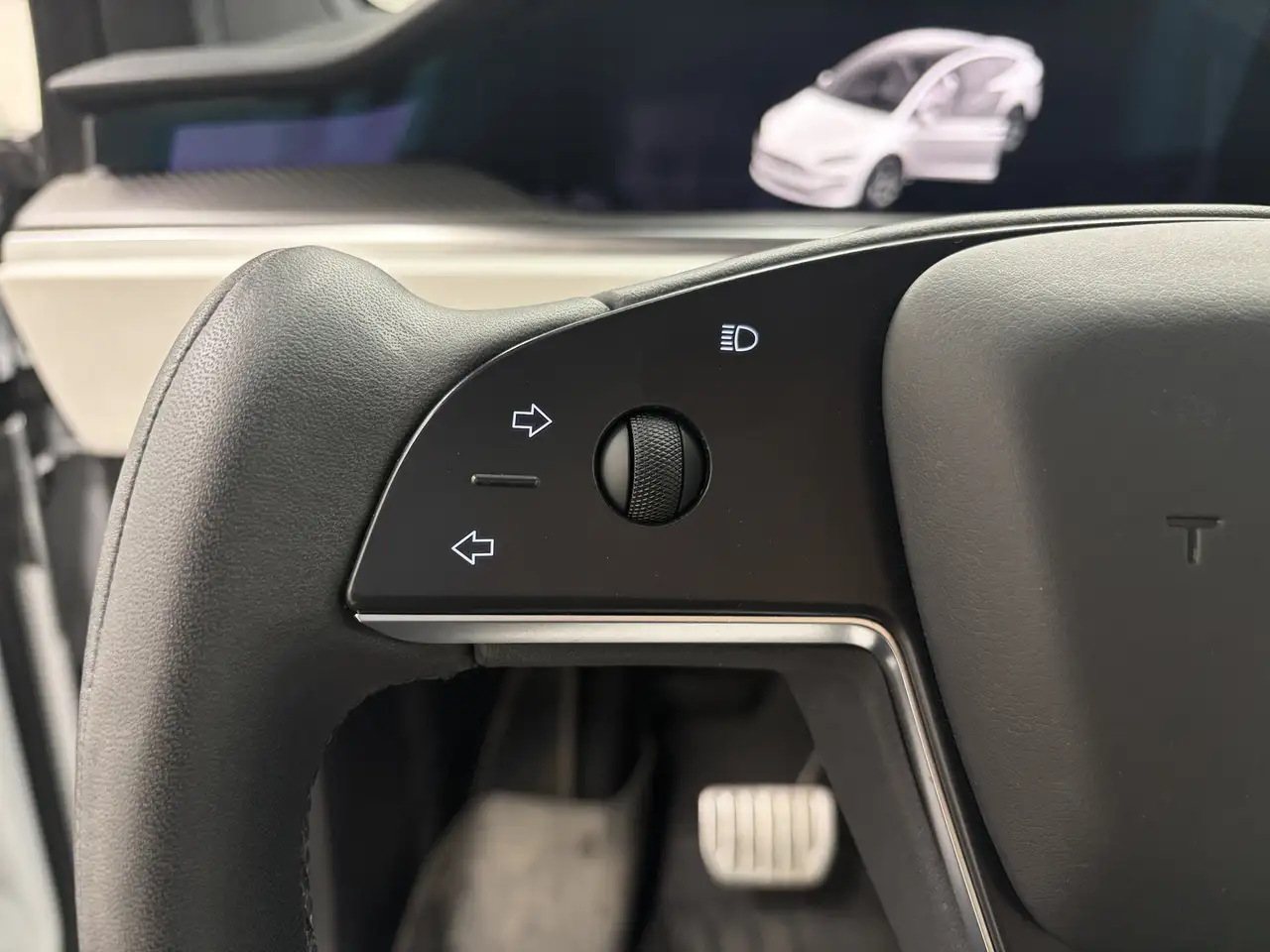 Tesla Model X снимка Tesla Model X