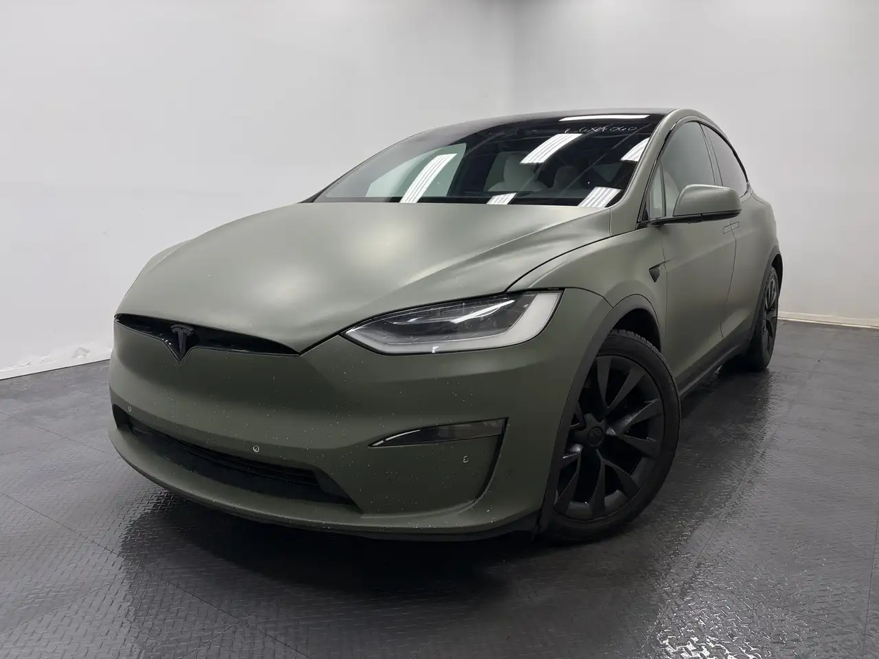 Tesla Model X снимка Tesla Model X