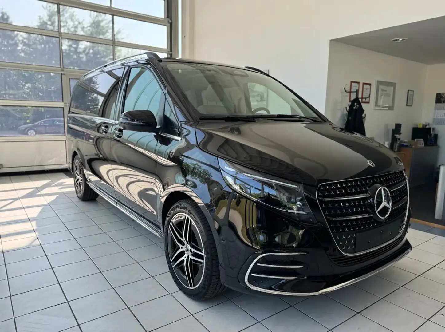 Mercedes-Benz V 300 d lang Exclusive Luxury-Seat Nero - 1