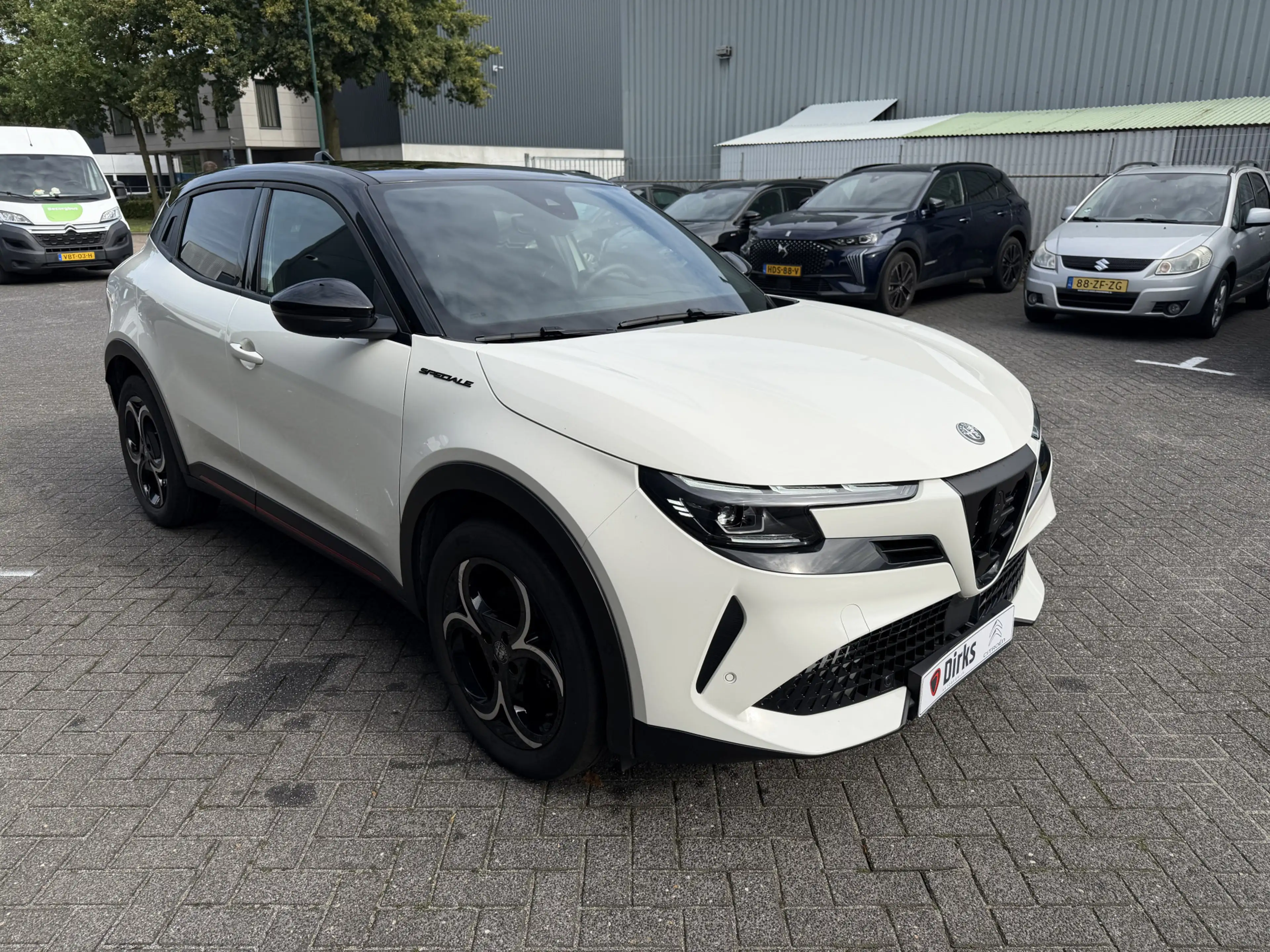 Alfa Romeo Junior 1.2 Turbo Hybrid Ibrida Speciale (Elektrische Klep — photo 7