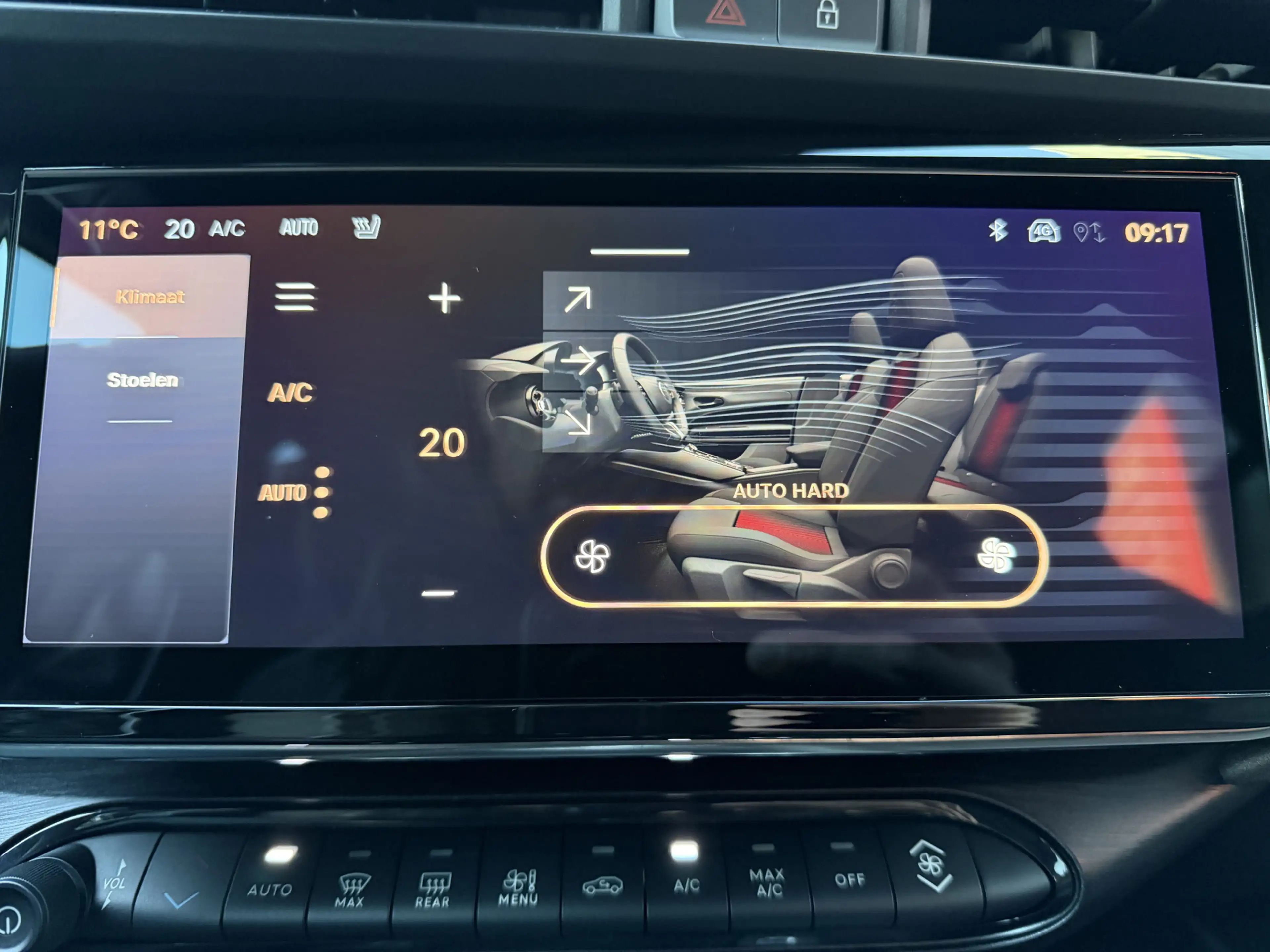 Alfa Romeo Junior 1.2 Turbo Hybrid Ibrida Speciale (Elektrische Klep — photo 15