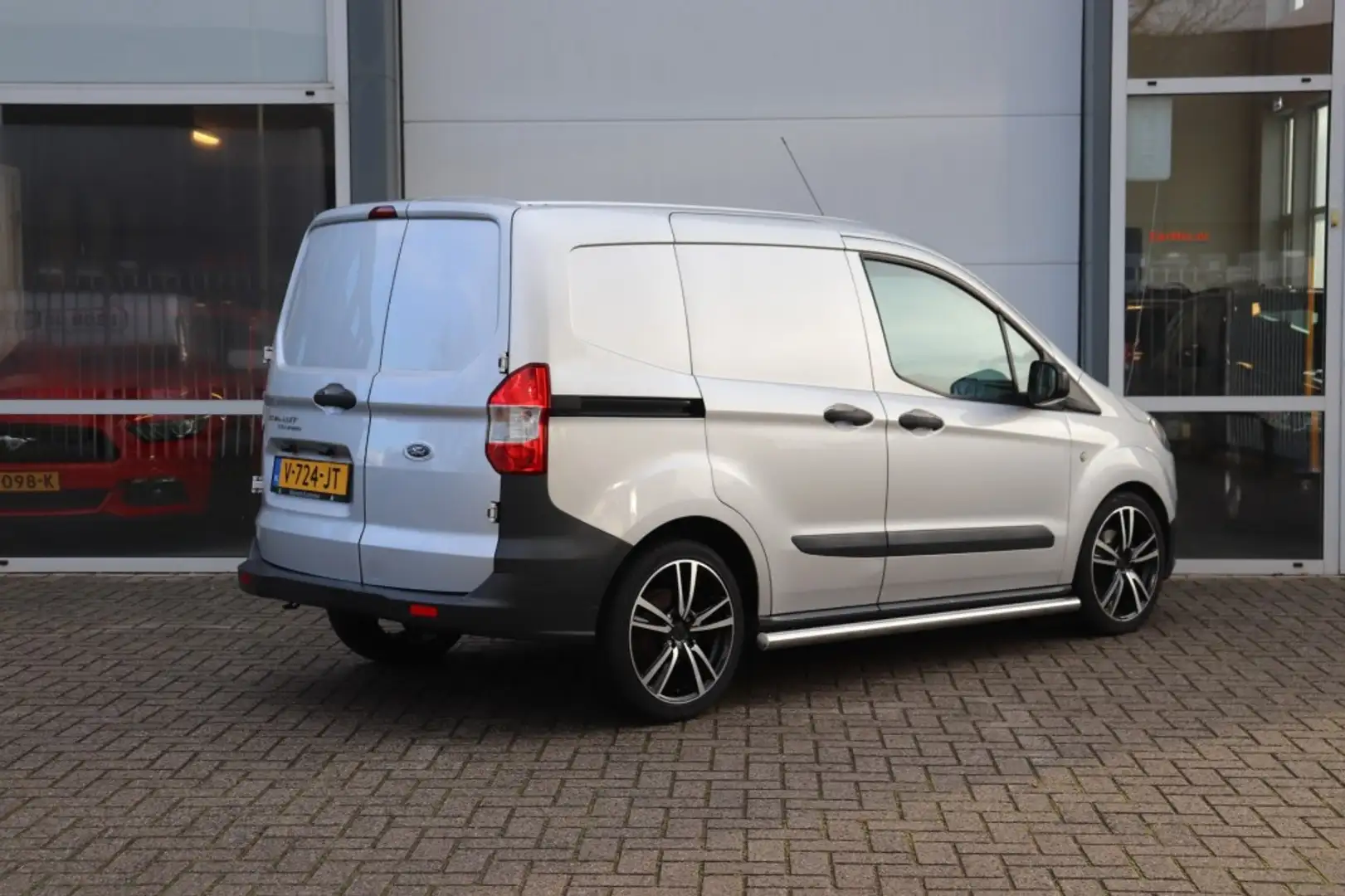 Ford Transit Courier 1.5 TDCI ECONOMY EDITION/EURO-6/BLUETOOTH/AIRCO/AU Zilver - 2