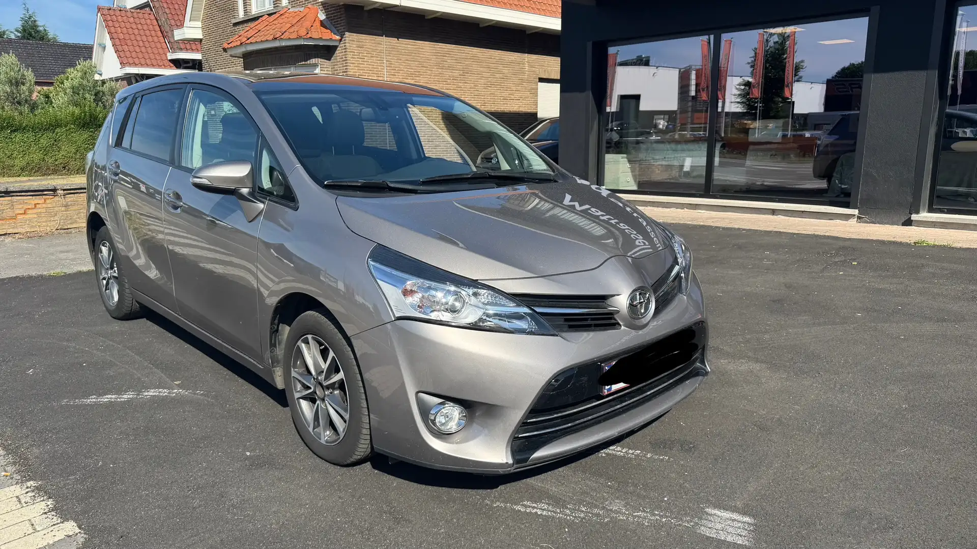 Toyota Verso 1.8 Multidrive S 7-Sitzer Skyview Edition Beige - 1