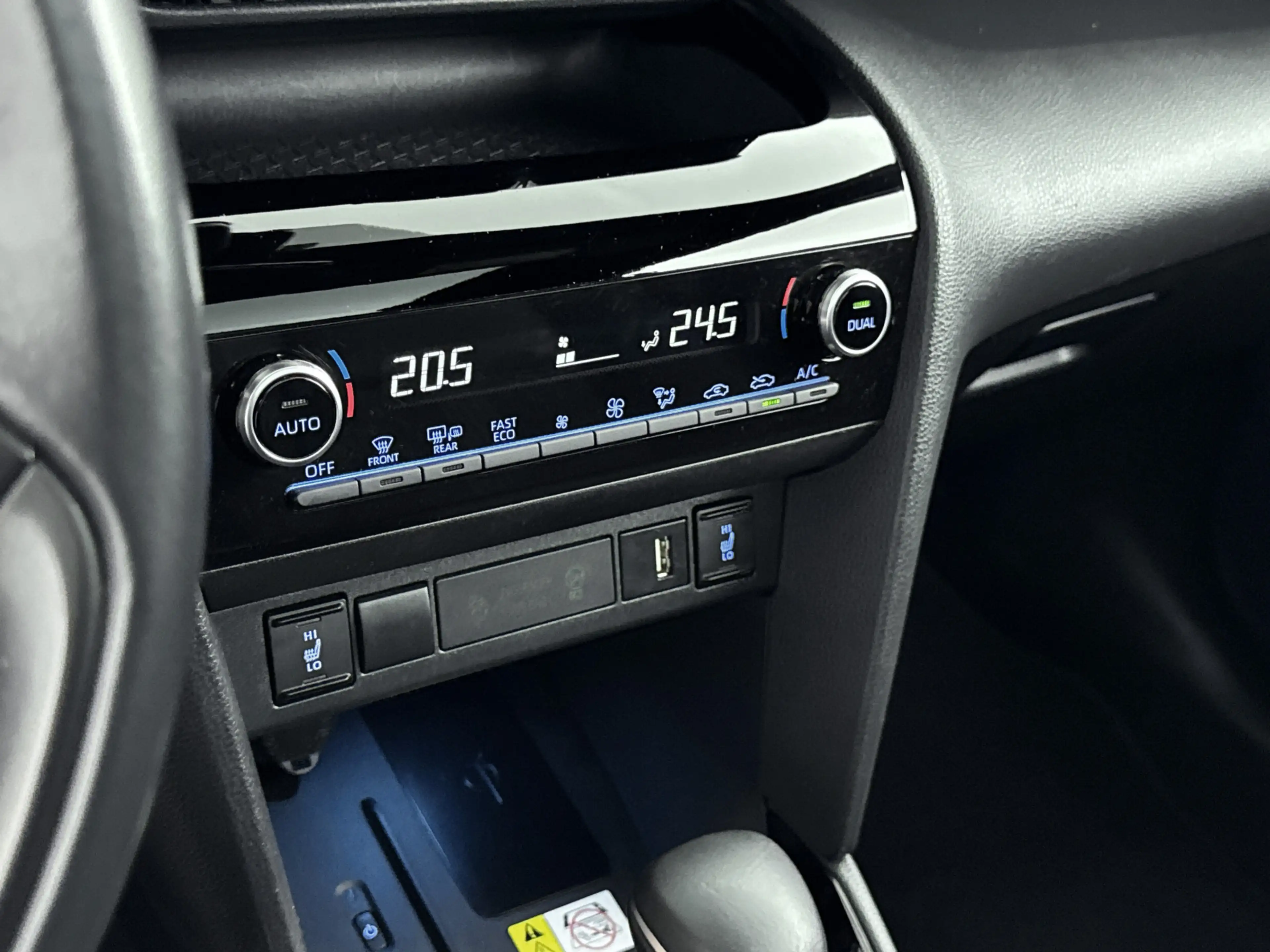 Toyota Yaris Cross 1.5 Hybrid Adventure | Sensoren V+A | Panoramadak — photo 14