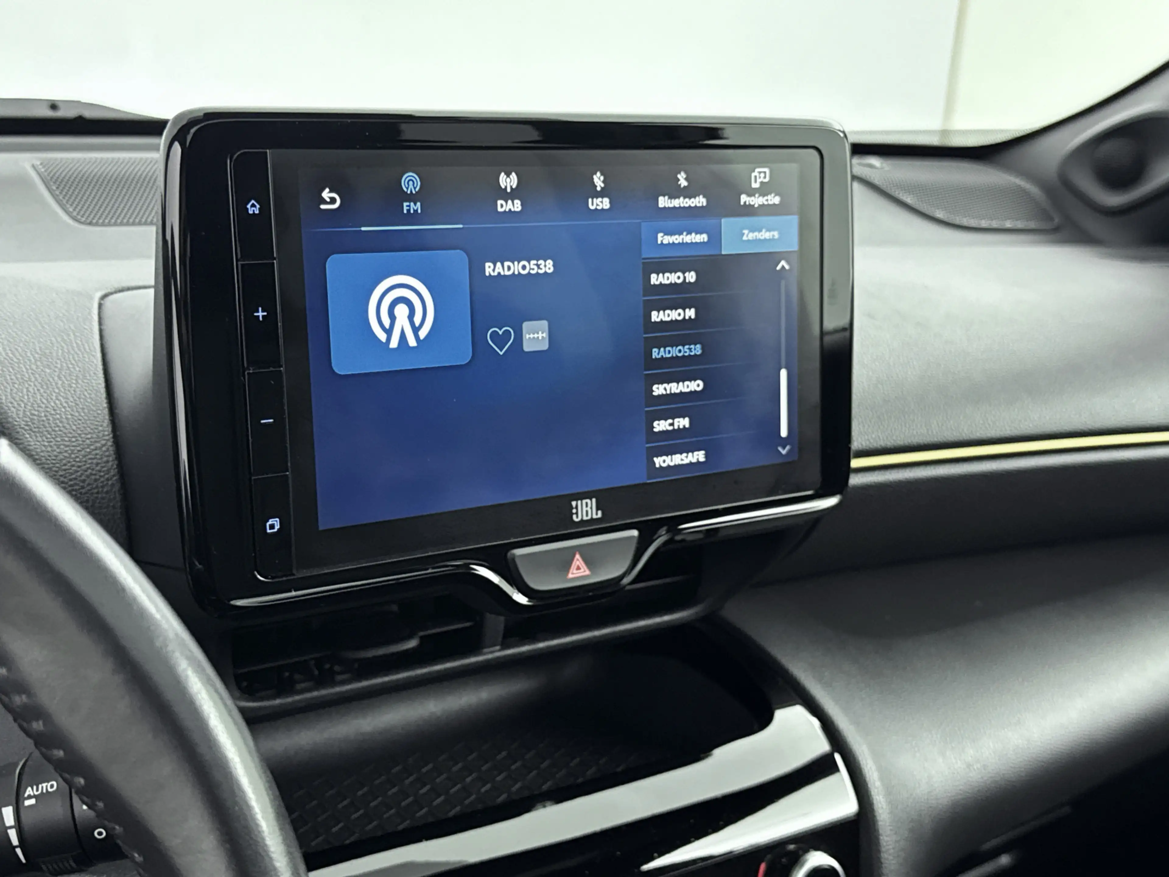 Toyota Yaris Cross 1.5 Hybrid Adventure | Sensoren V+A | Panoramadak — photo 13