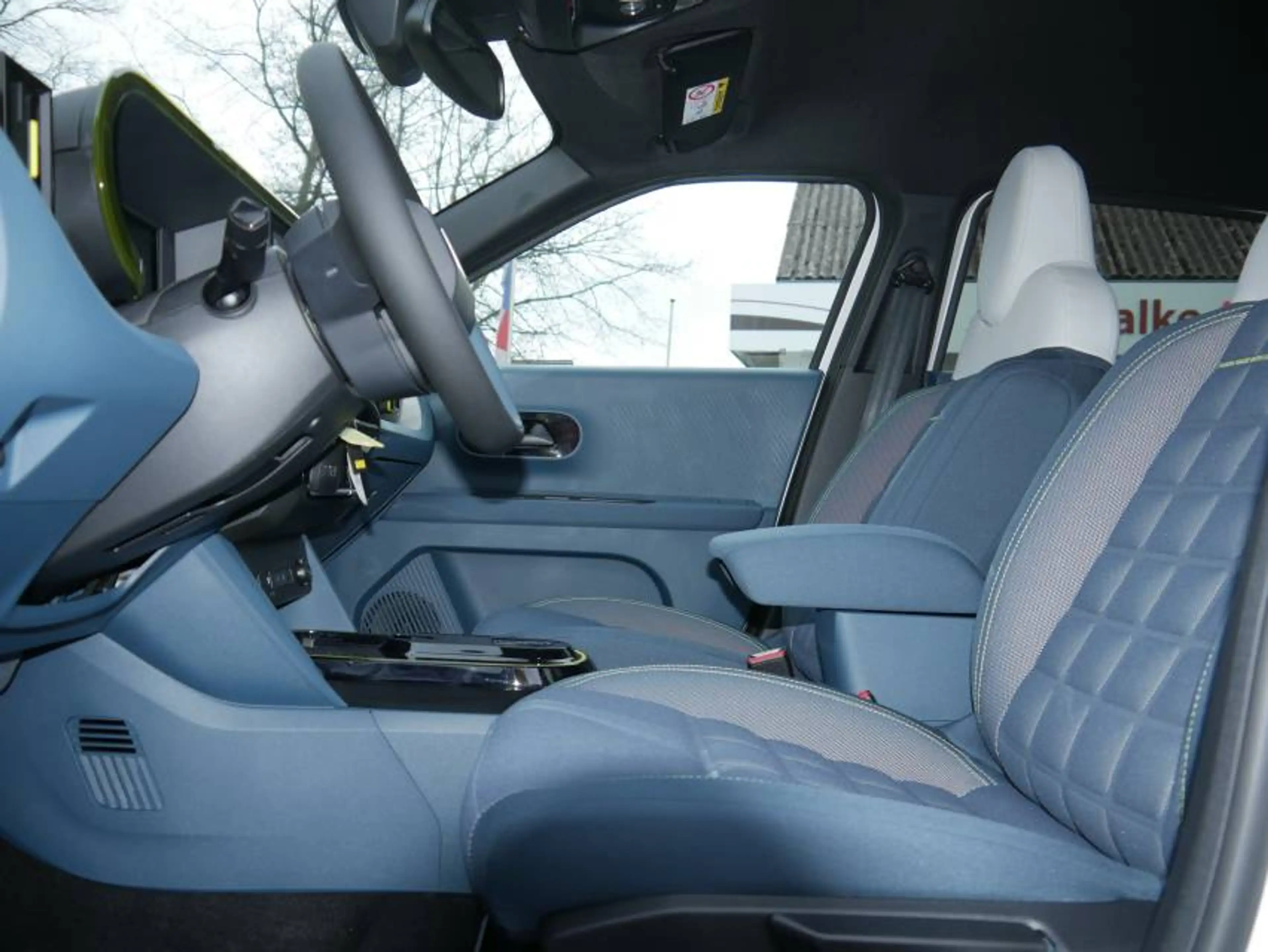 Fiat Grande Panda Hybrid la Prima Winterpaket (VOLL!) — photo 9