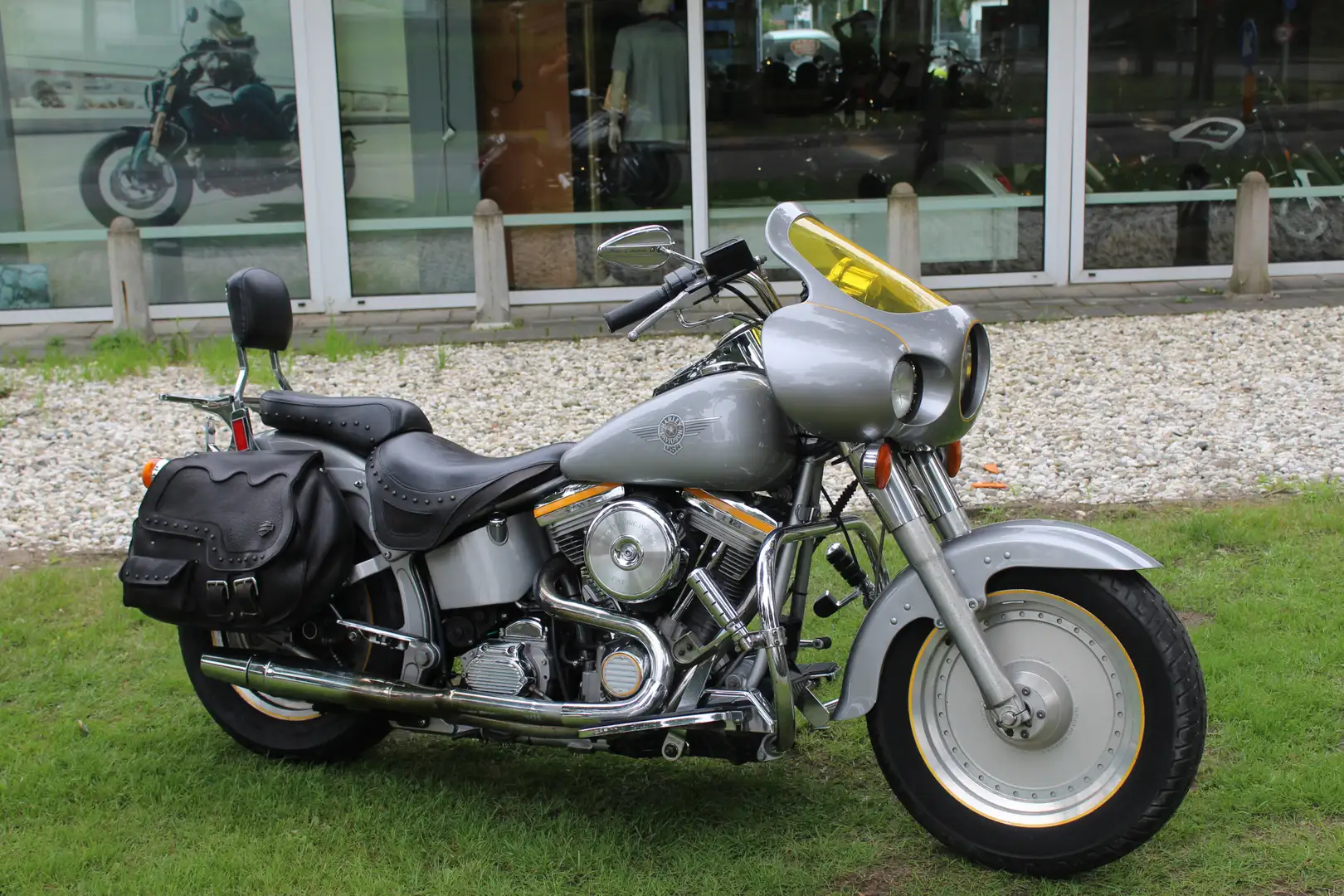 Harley-Davidson Fat Boy FLST-F Grey - Ghost Zilver - 2