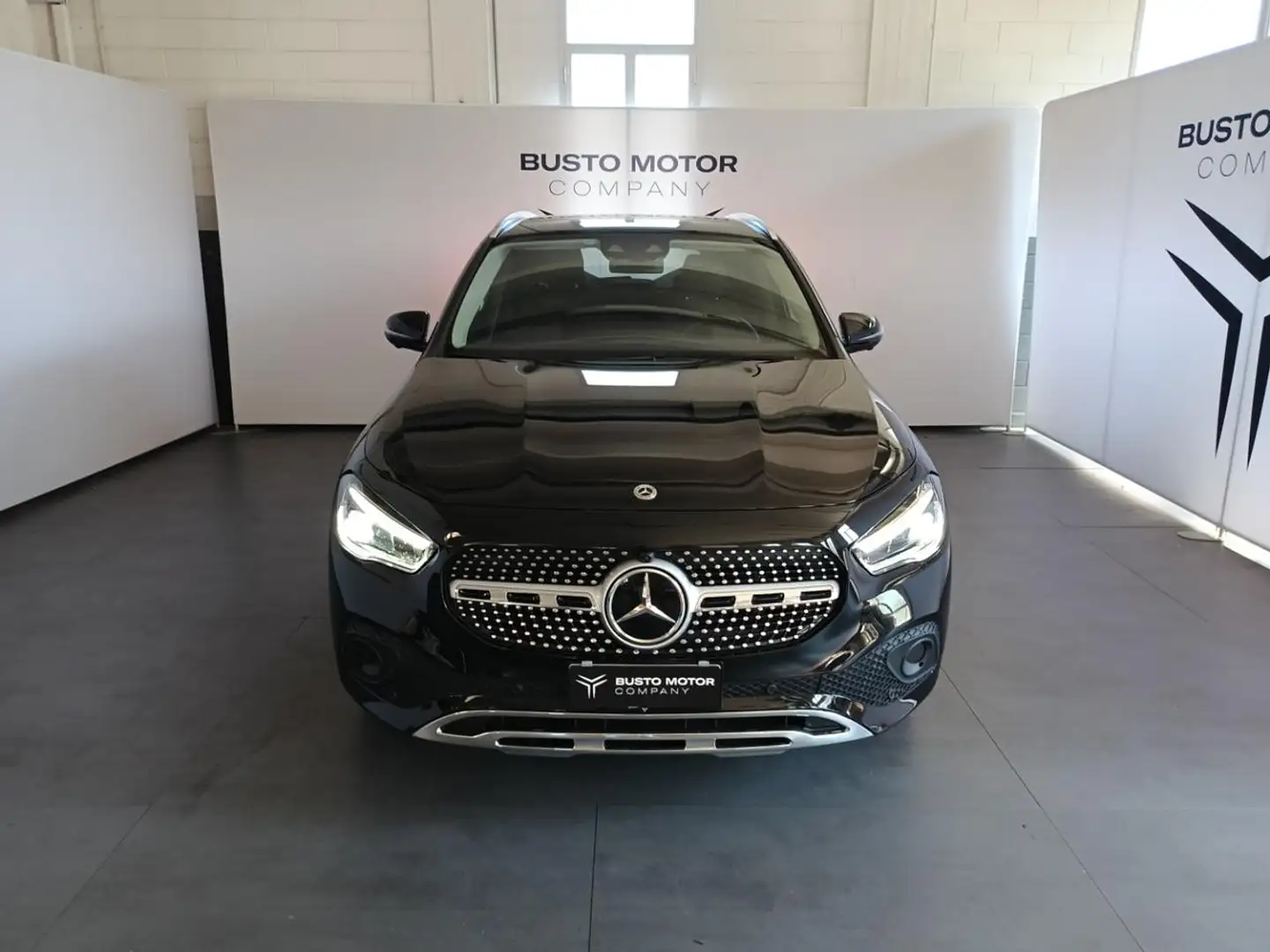 Mercedes-Benz GLA 220 d Automatic Premium 2 ANNI GARANZIA Nero - 2
