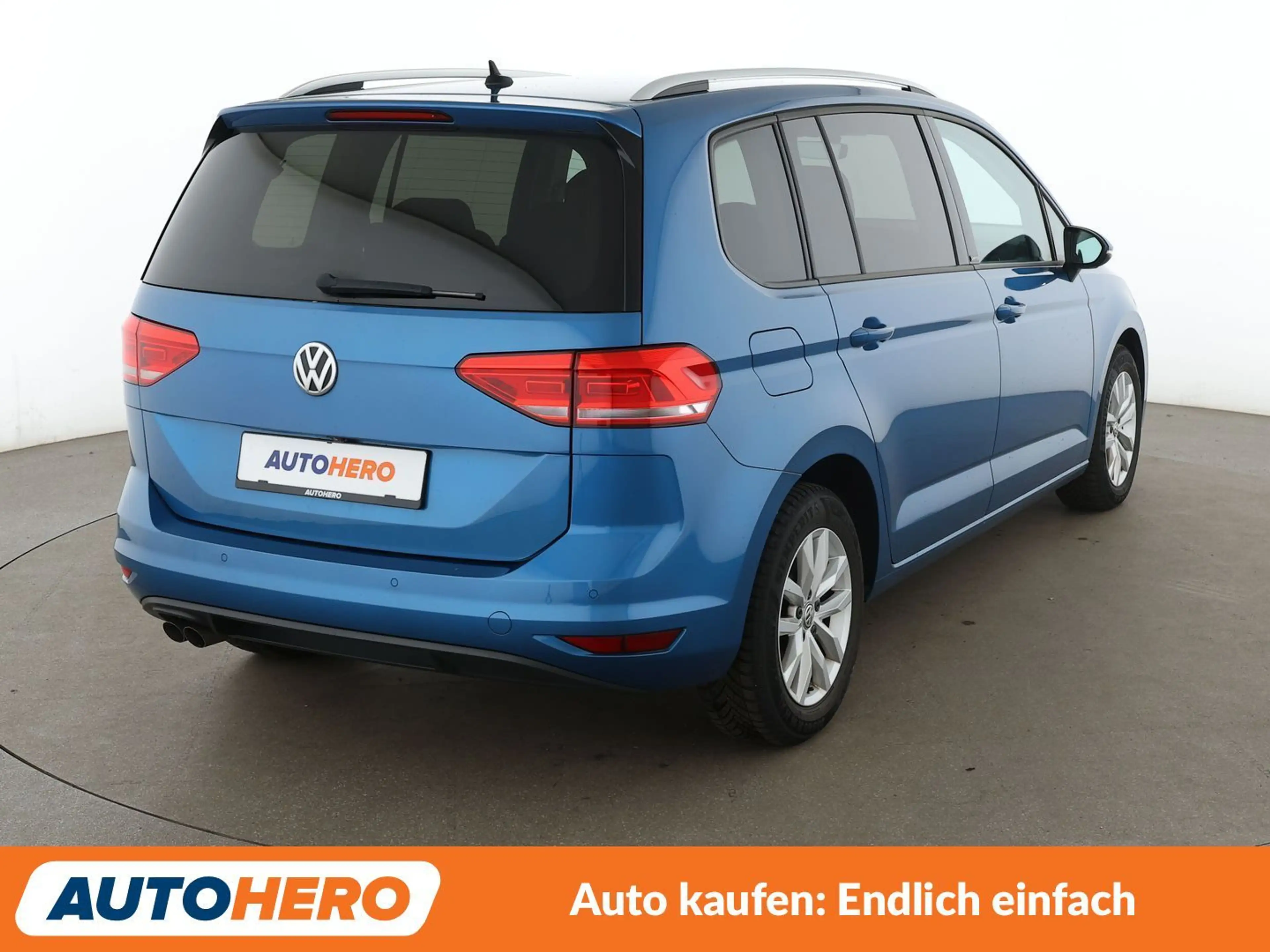 Volkswagen Touran 2.0 TDI United Start-Stopp — photo 6