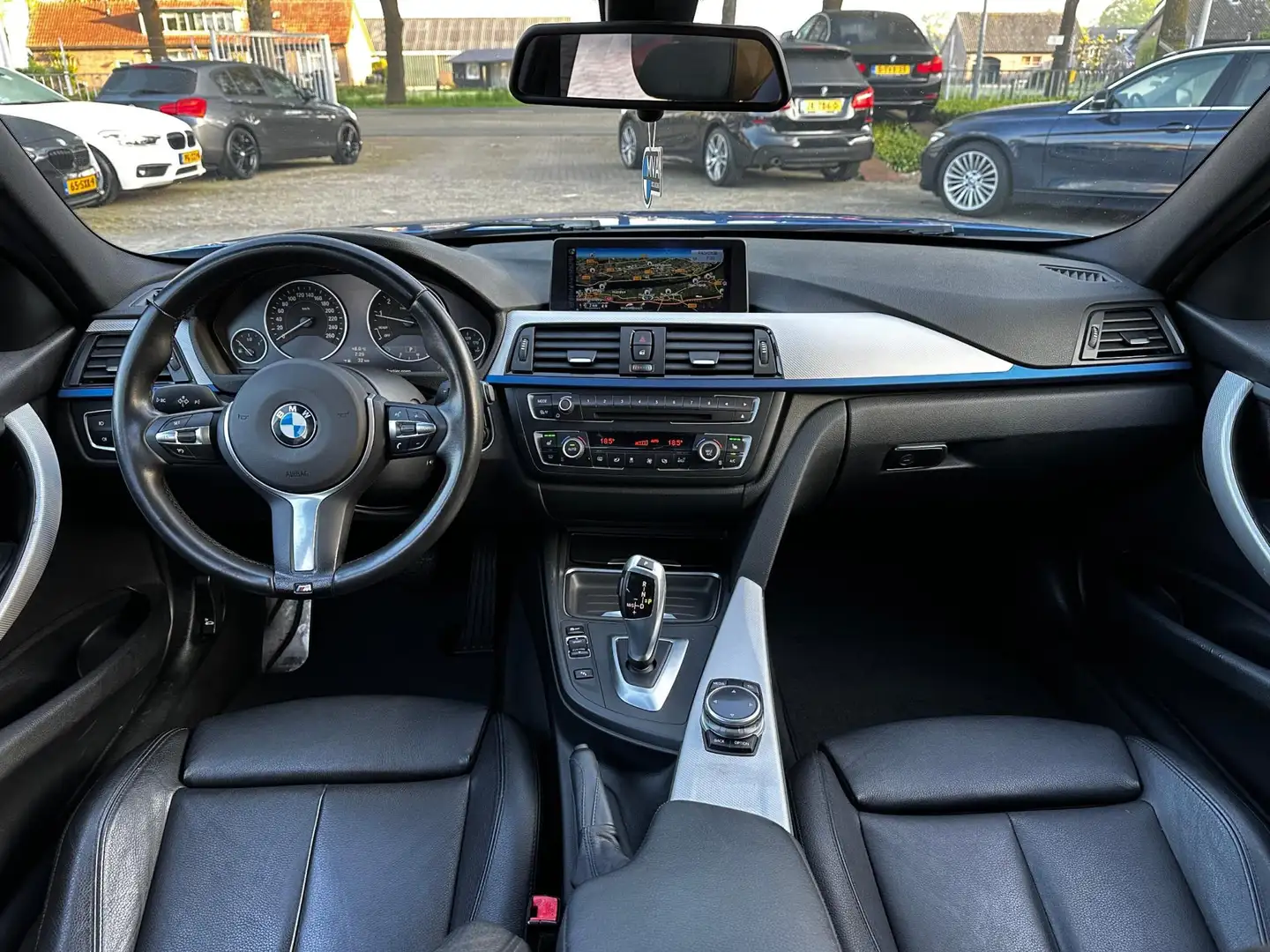 BMW 316 3-serie Touring 316i High Executive M sport|Nwe Ke Blauw - 2