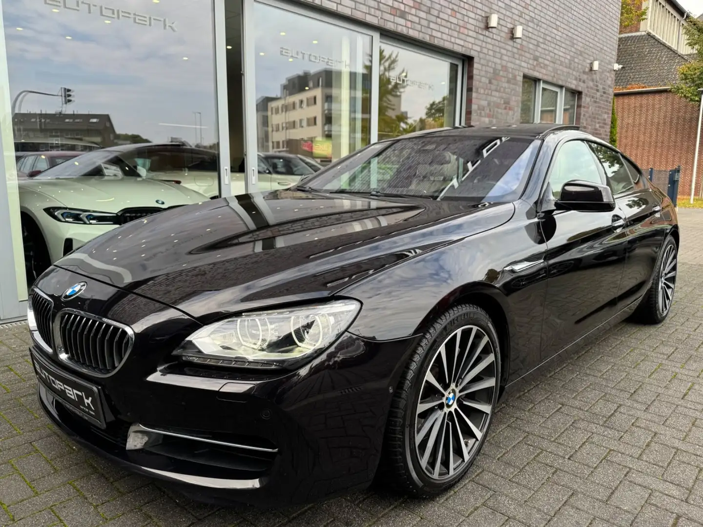 BMW 640 °Rubinschwarz°Elfenbeinweiß°Indiv Noir - 1