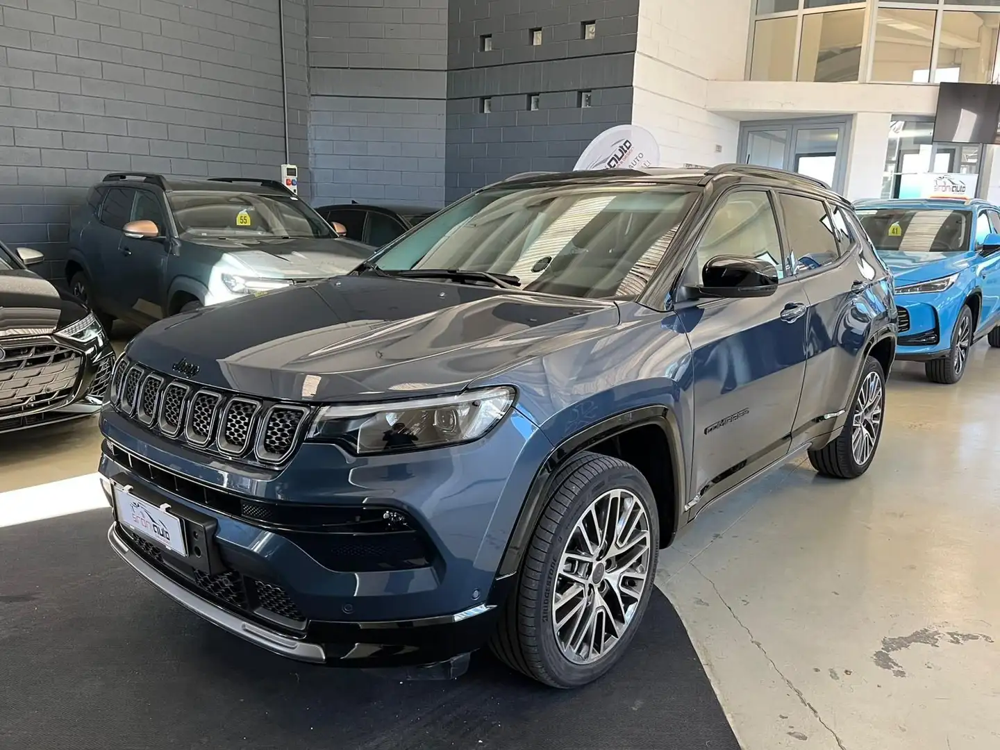 Jeep Compass Compass 1.5 Turbo T4 130 CV MHEV 2WD Summit Azul - 1