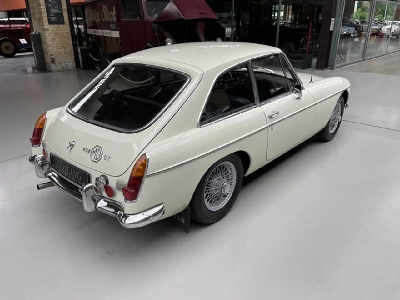 MG MGB -GT 1800, foto 2