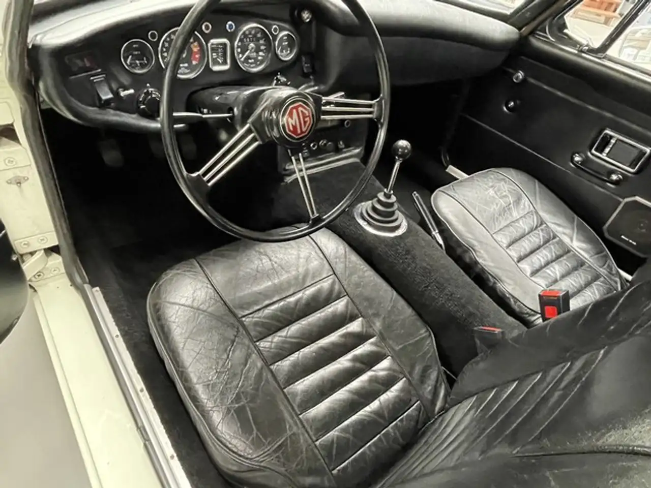 MG MGB -GT 1800, foto 11