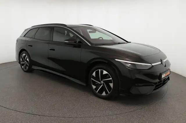 Volkswagen ID.7 Tourer Pro 77kW|Matrix|Wärmepumpe|360°|AHK