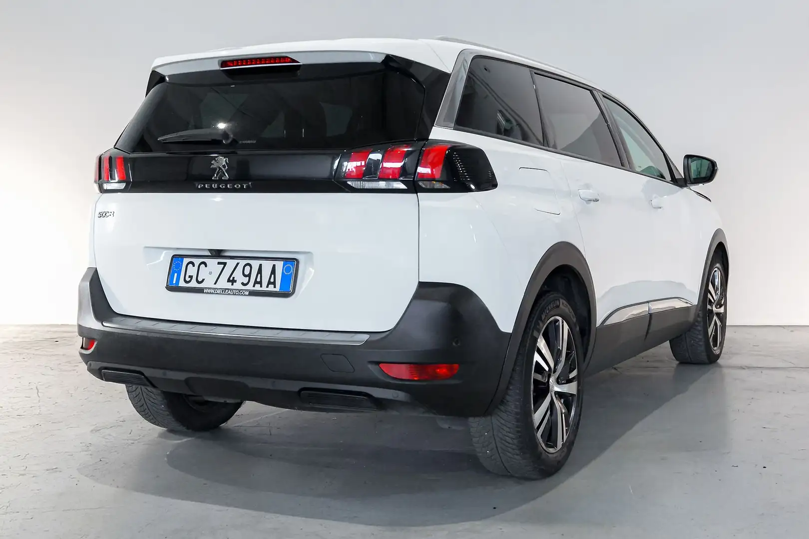 Peugeot 5008 1.5 bluehdi GT Line EAT8 s&s 130cv 7posti Bianco - 2