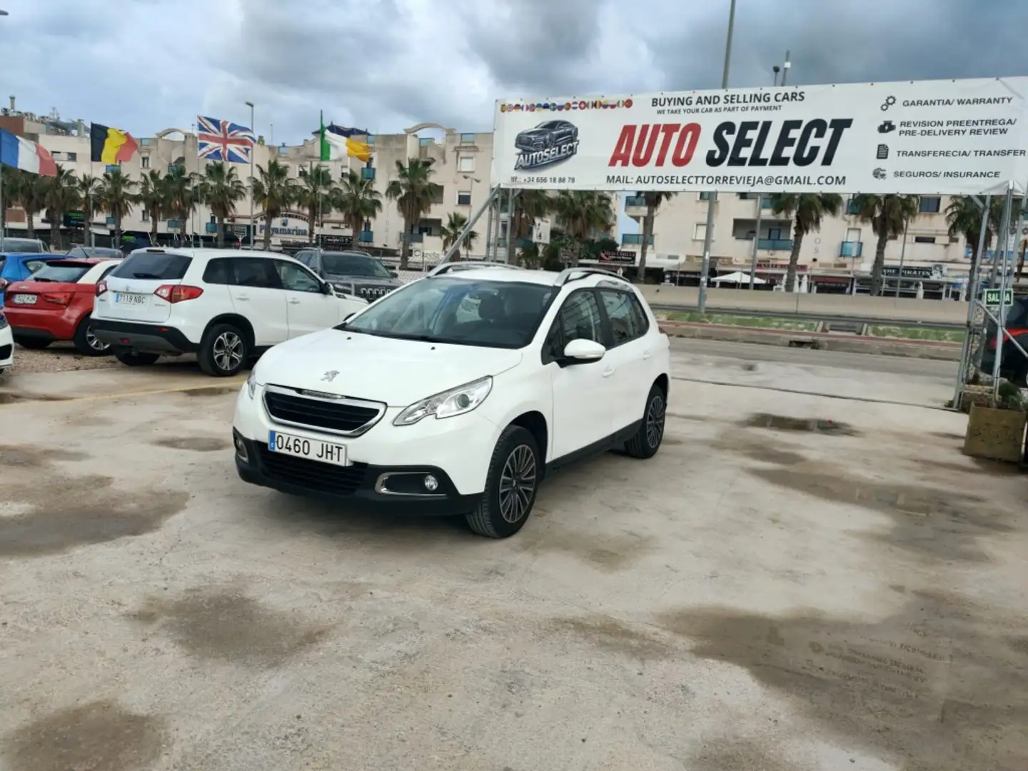 Peugeot 2008 1.2 PureTech Access 82 Blanc - 1