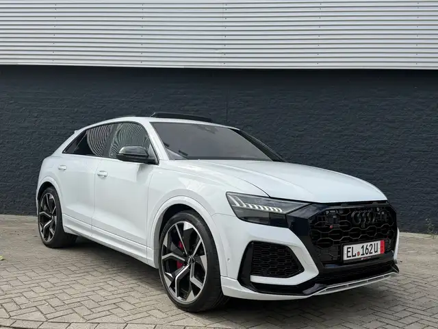 Audi RS Q8 4.0 TFSI Q8 quattro PANO/CERAMIC/FULL OPTION